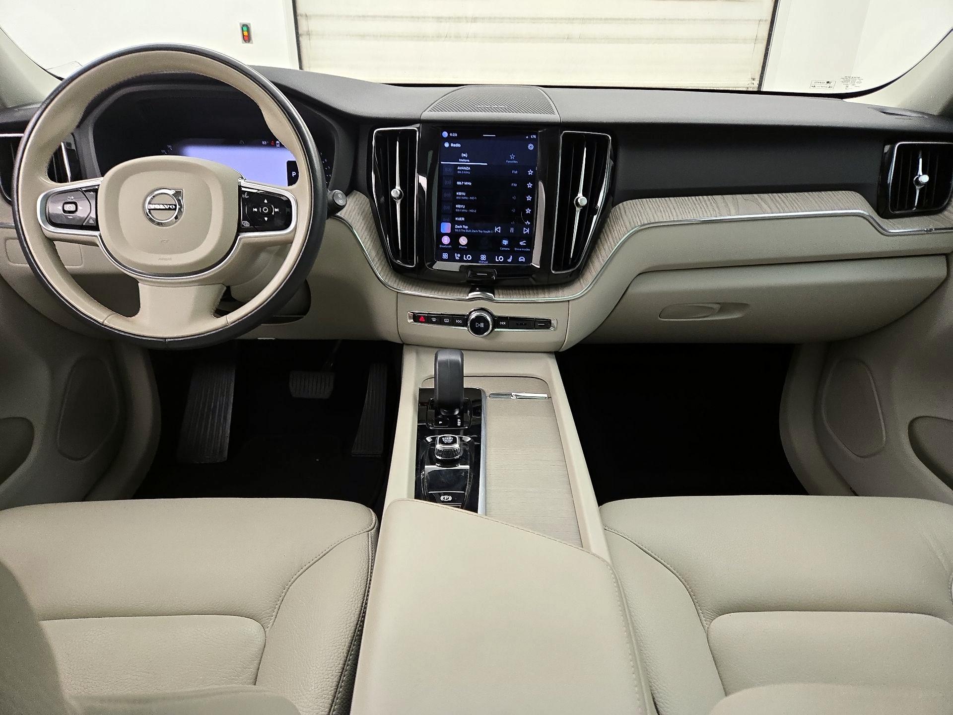 Thumbnail: 2023 Volvo XC60 - 9
