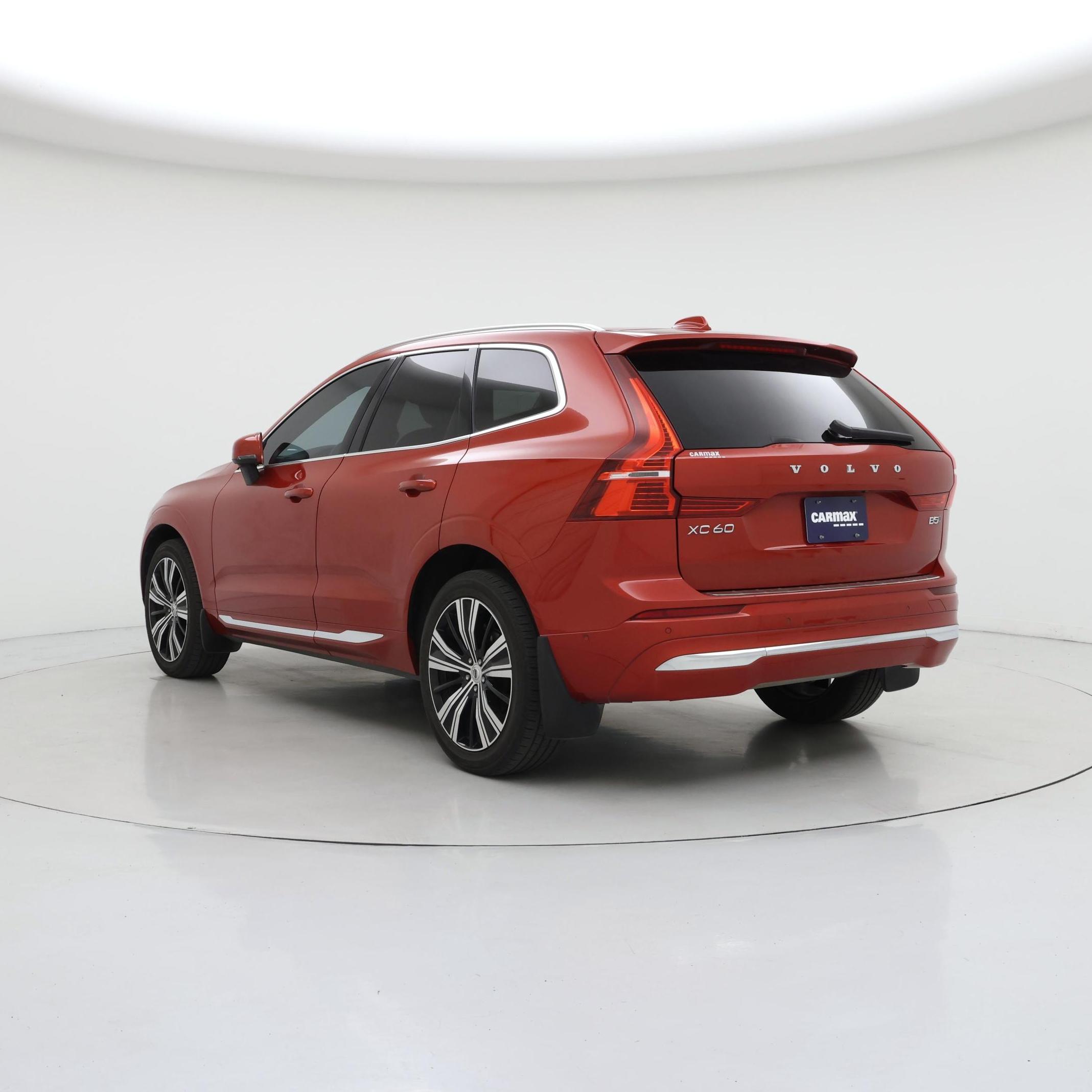 Thumbnail: 2023 Volvo XC60 - 2