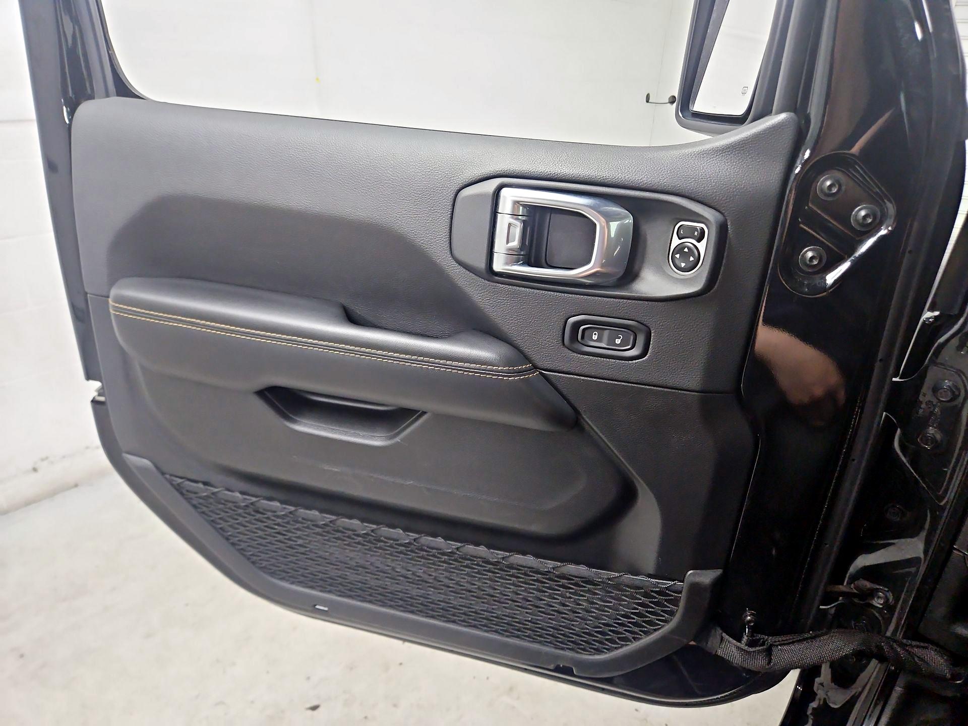 Thumbnail: 2025 Jeep Wrangler - 12