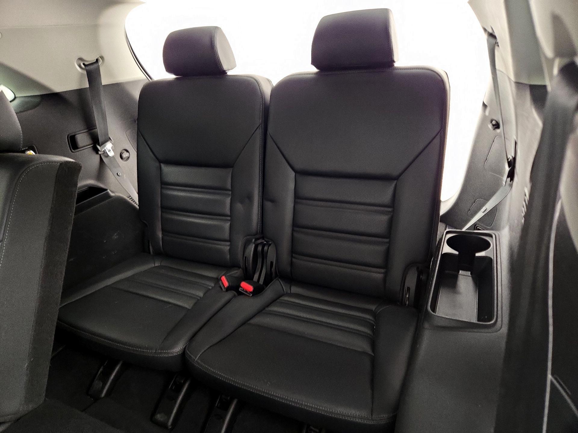 Thumbnail: 2018 Kia Sorento - 20