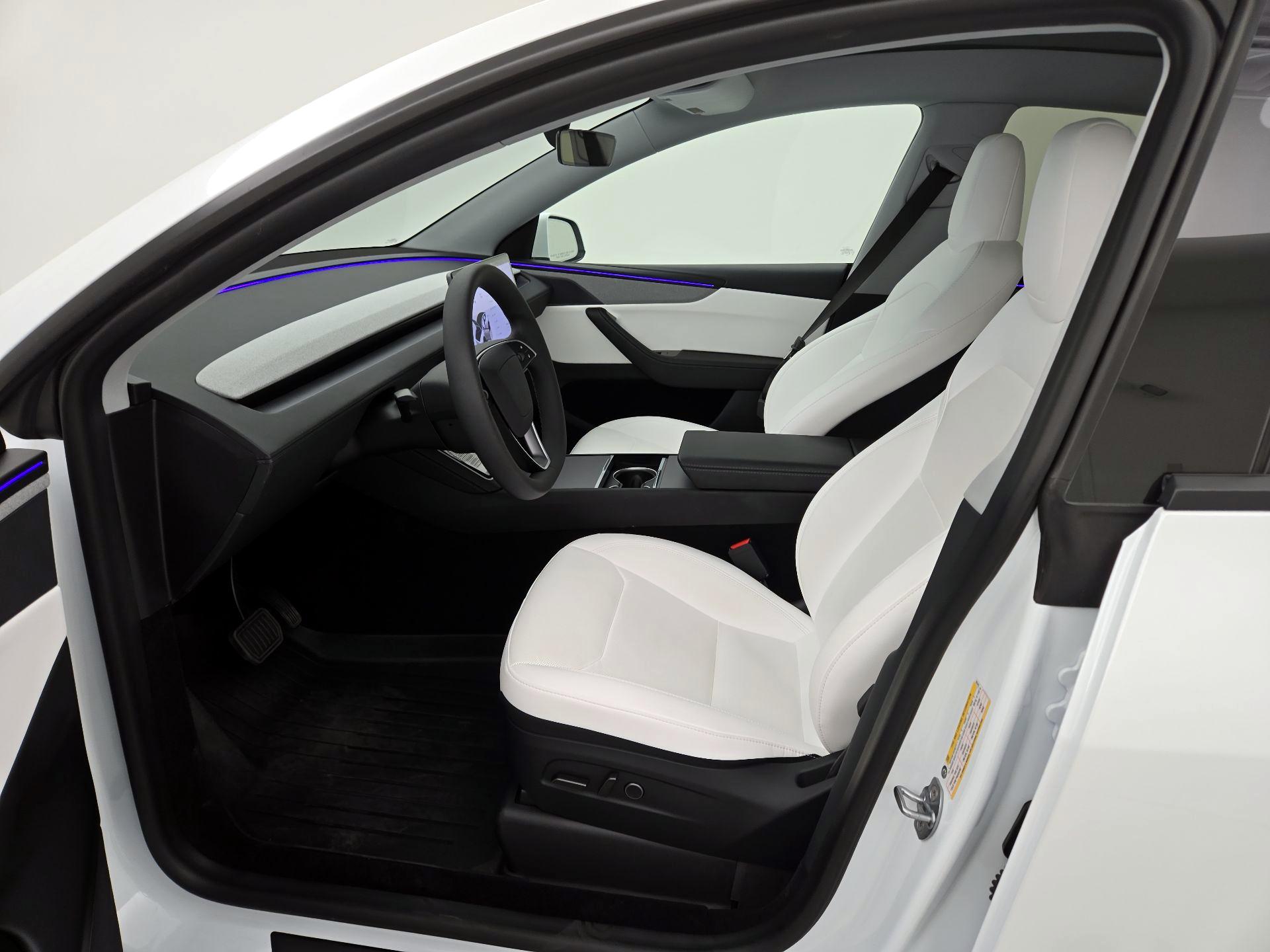 Thumbnail: 2026 Tesla Model Y - 11