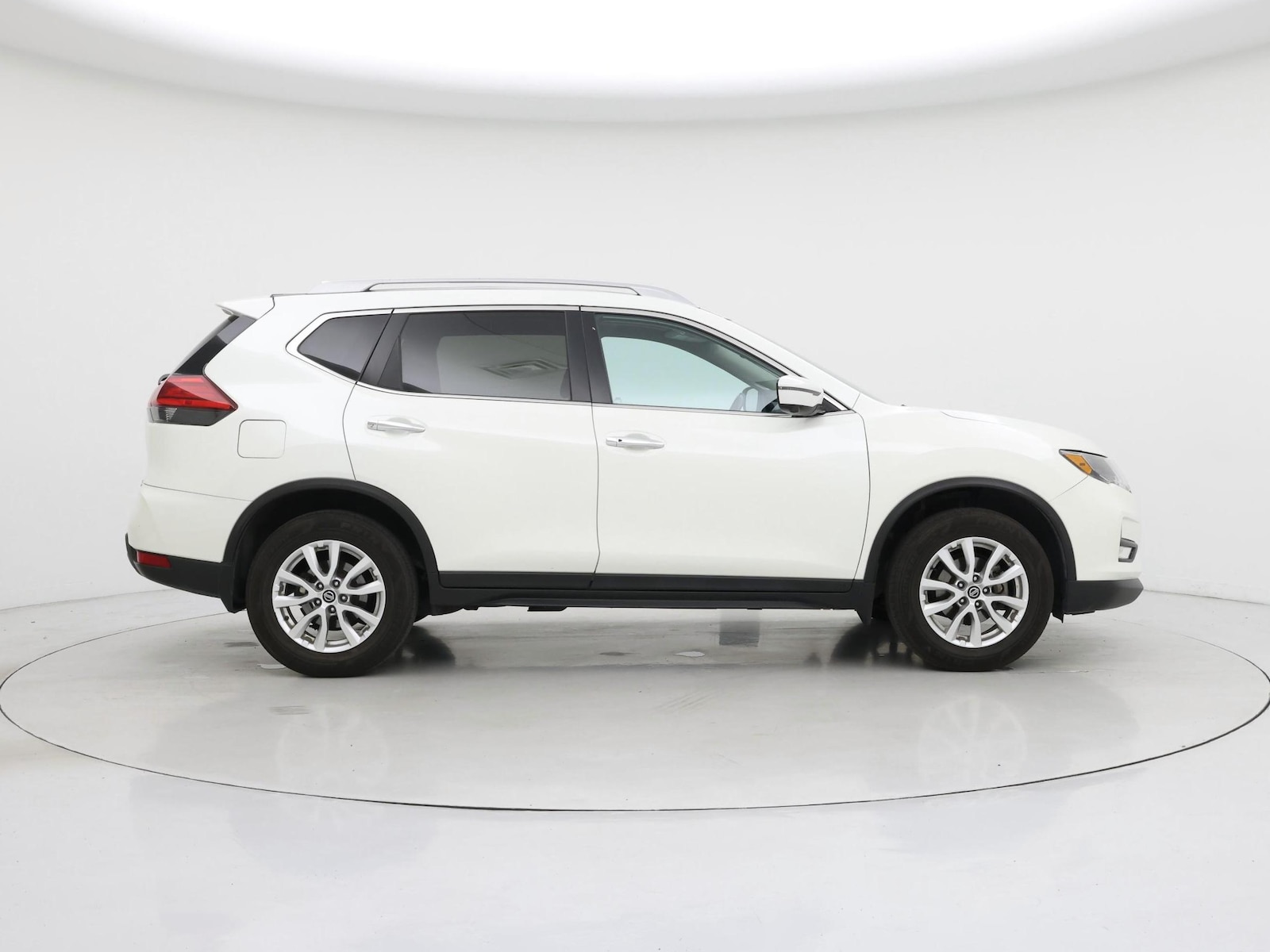 2017 Nissan Rogue SV - Photo 8