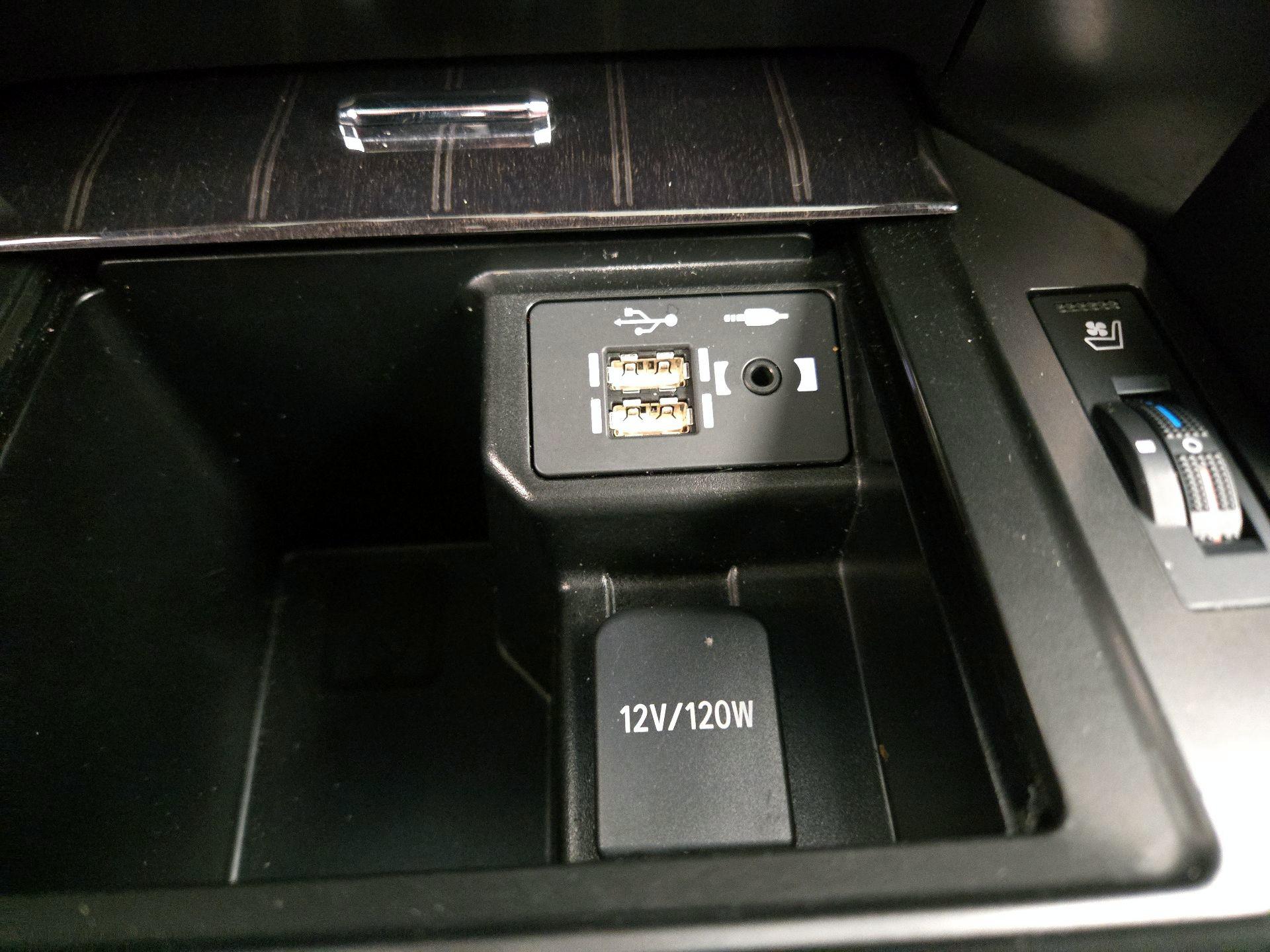 Thumbnail: 2023 Lexus GX - 19