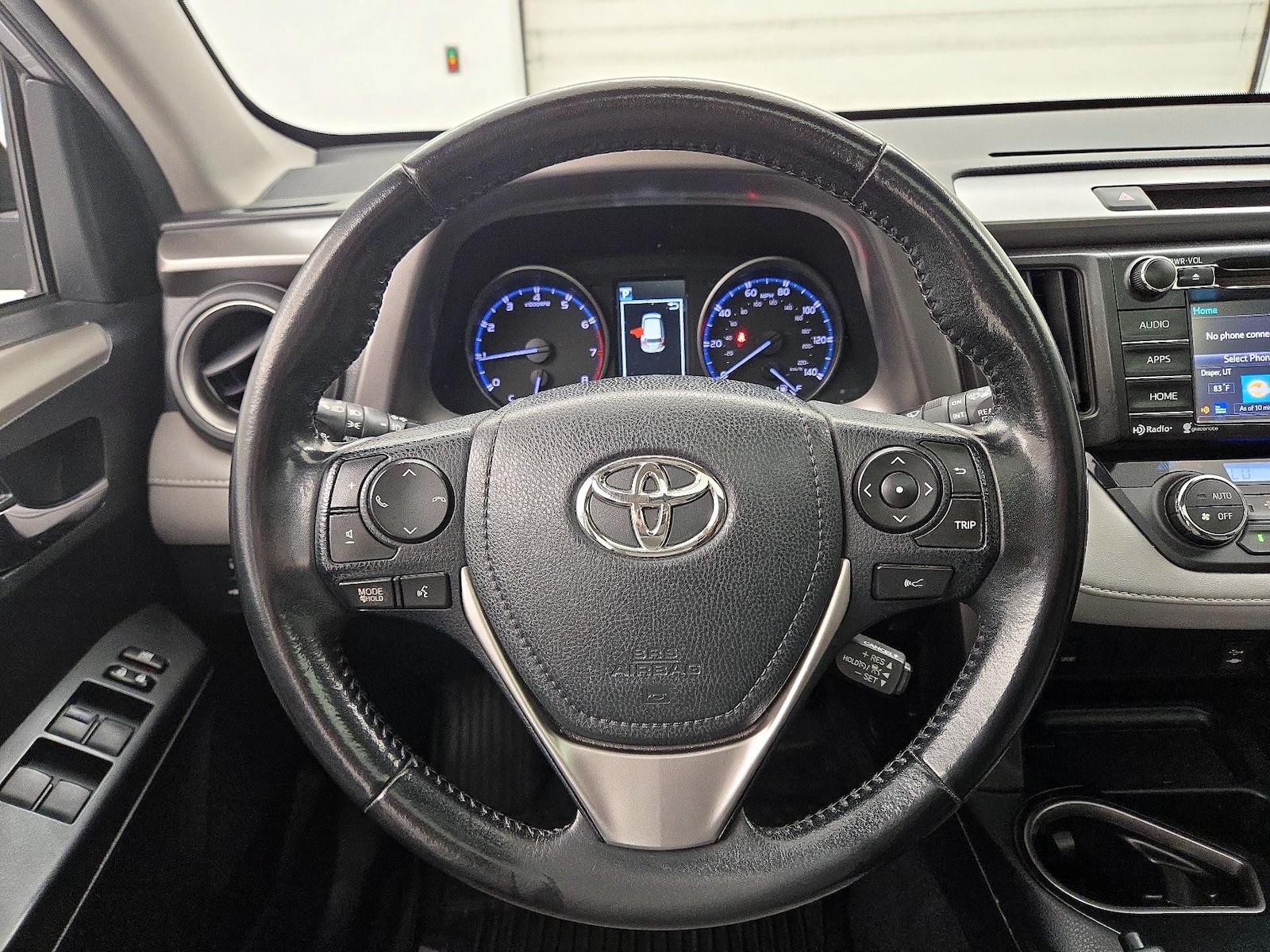 2018 Toyota RAV4 XLE - Photo 11