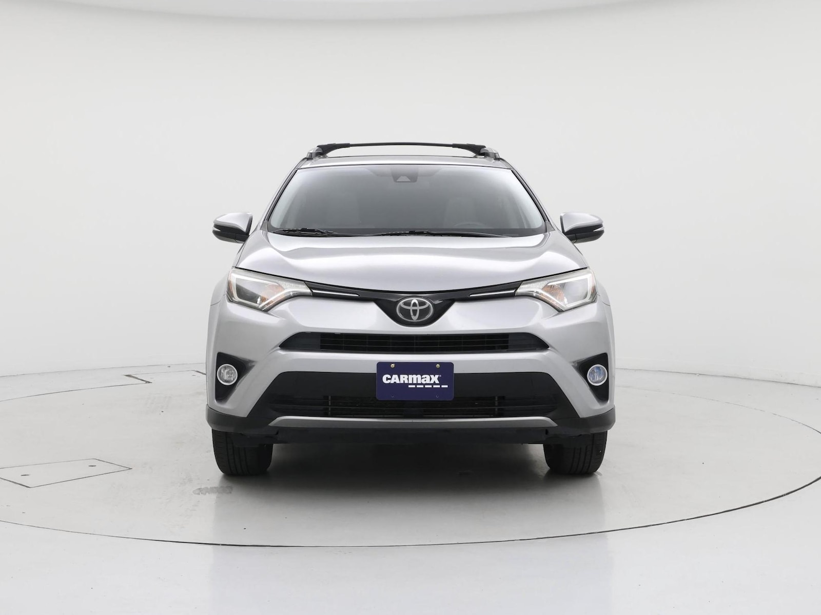 2018 Toyota RAV4 XLE - Photo 6