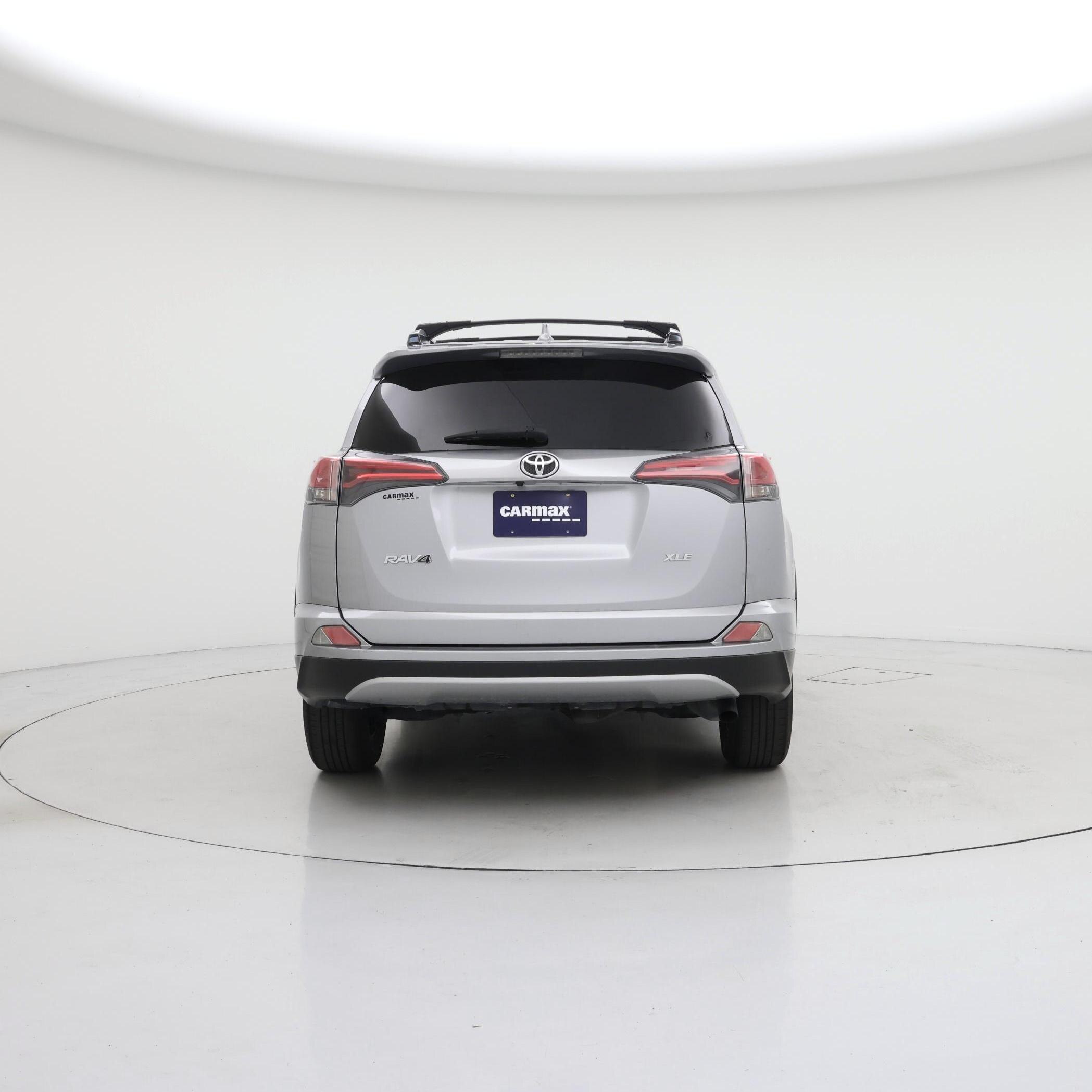 Thumbnail: 2018 Toyota RAV4 - 6