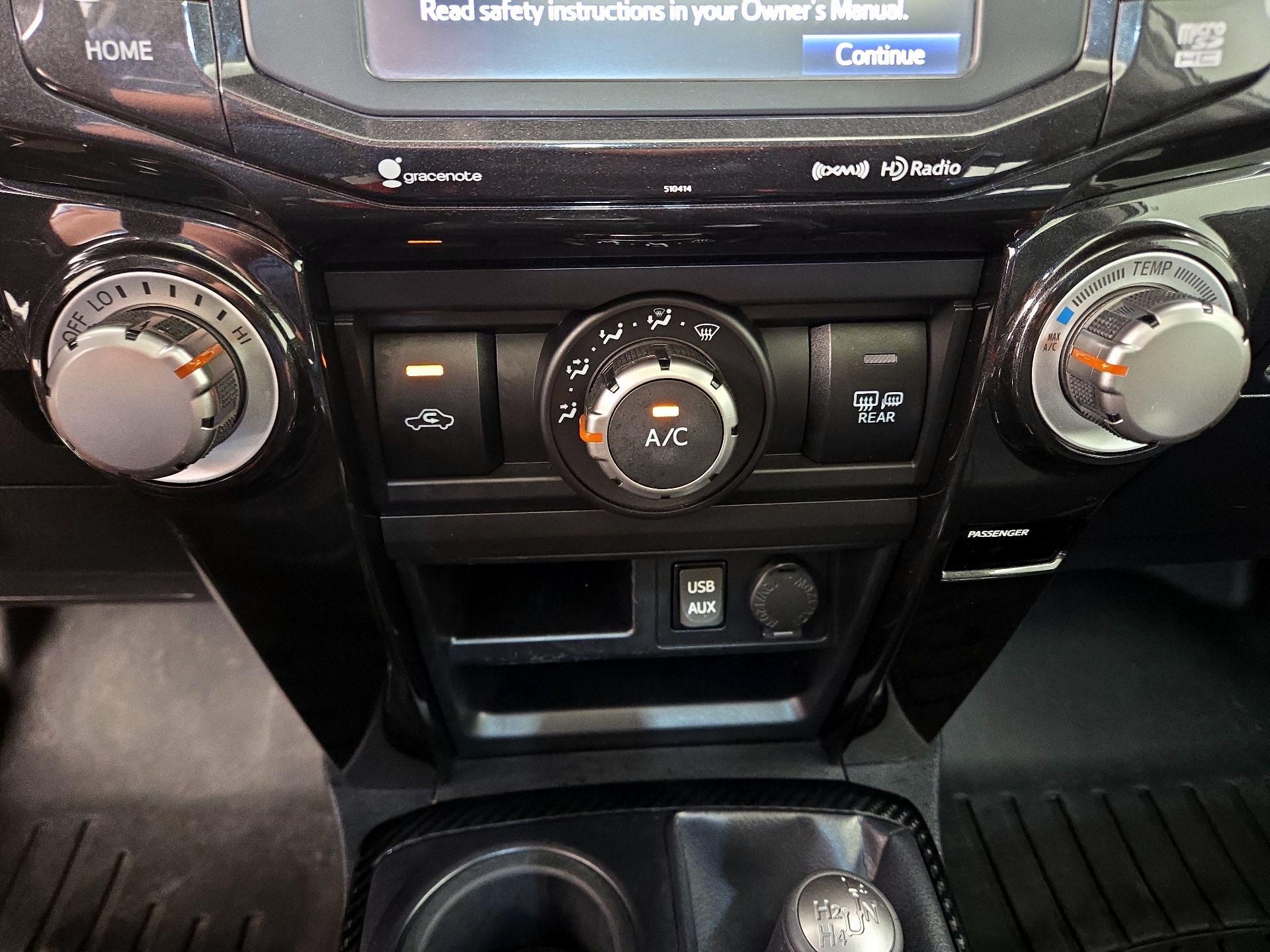Thumbnail: 2019 Toyota 4Runner - 16