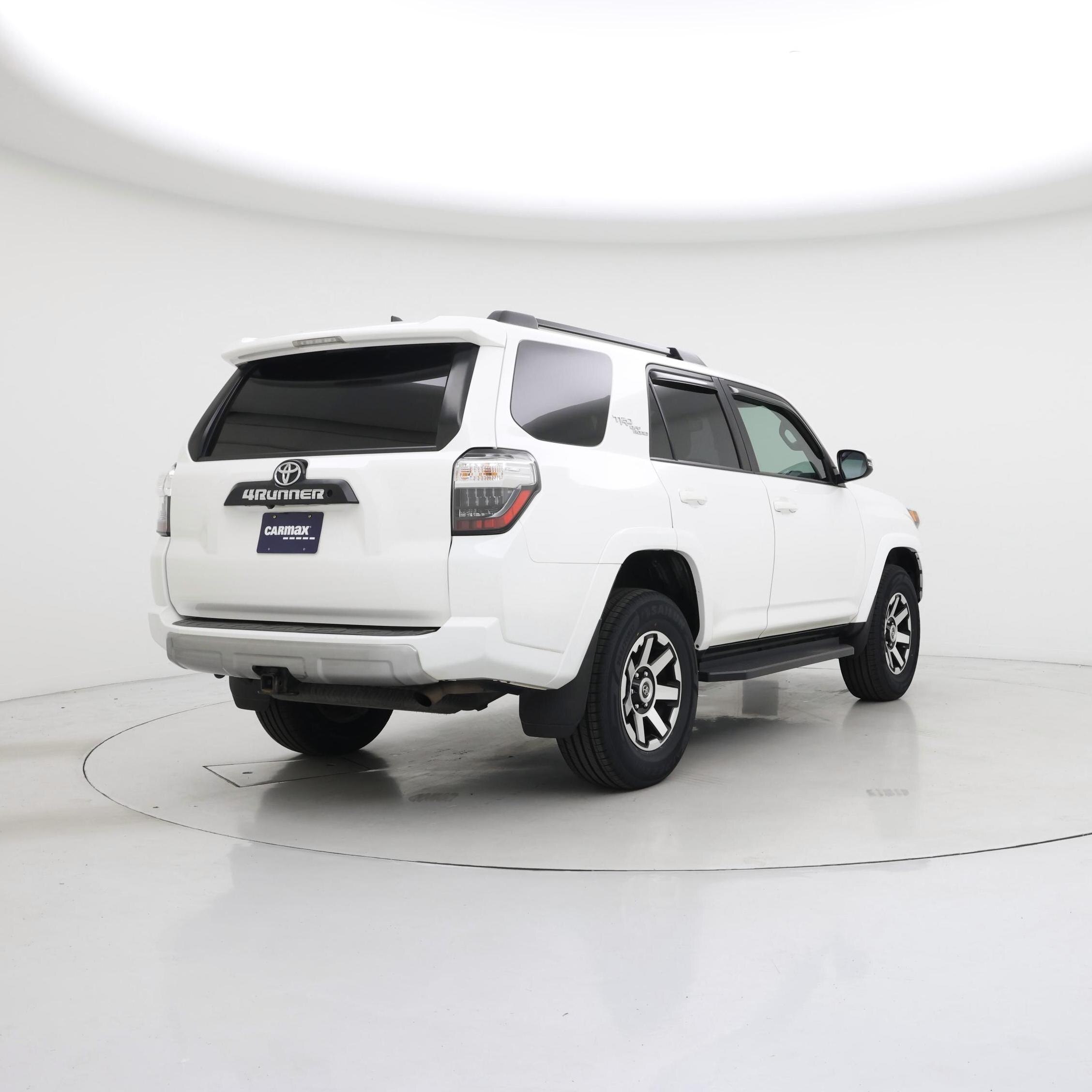 Thumbnail: 2019 Toyota 4Runner - 8