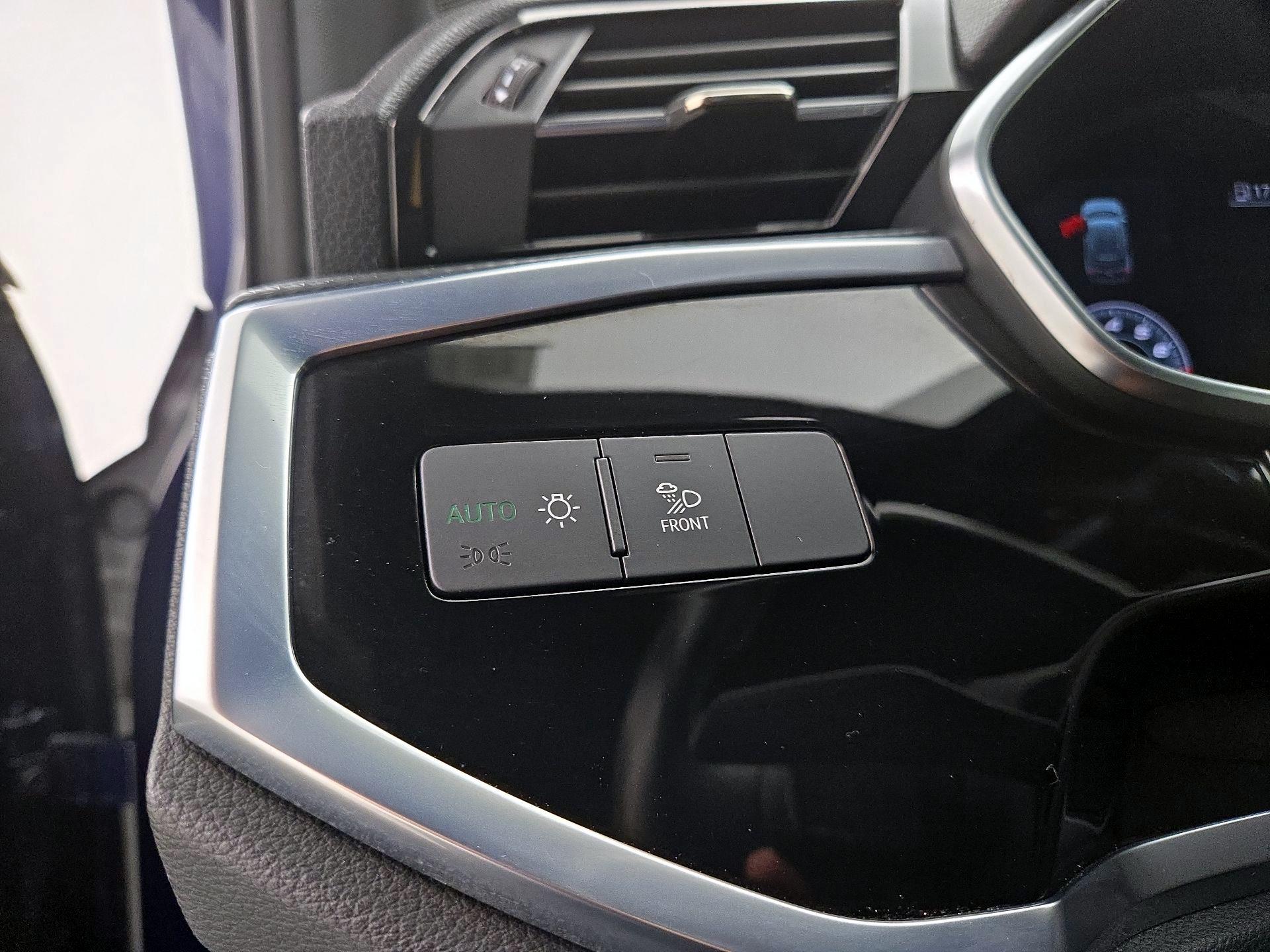 Thumbnail: 2021 Audi Q3 - 13