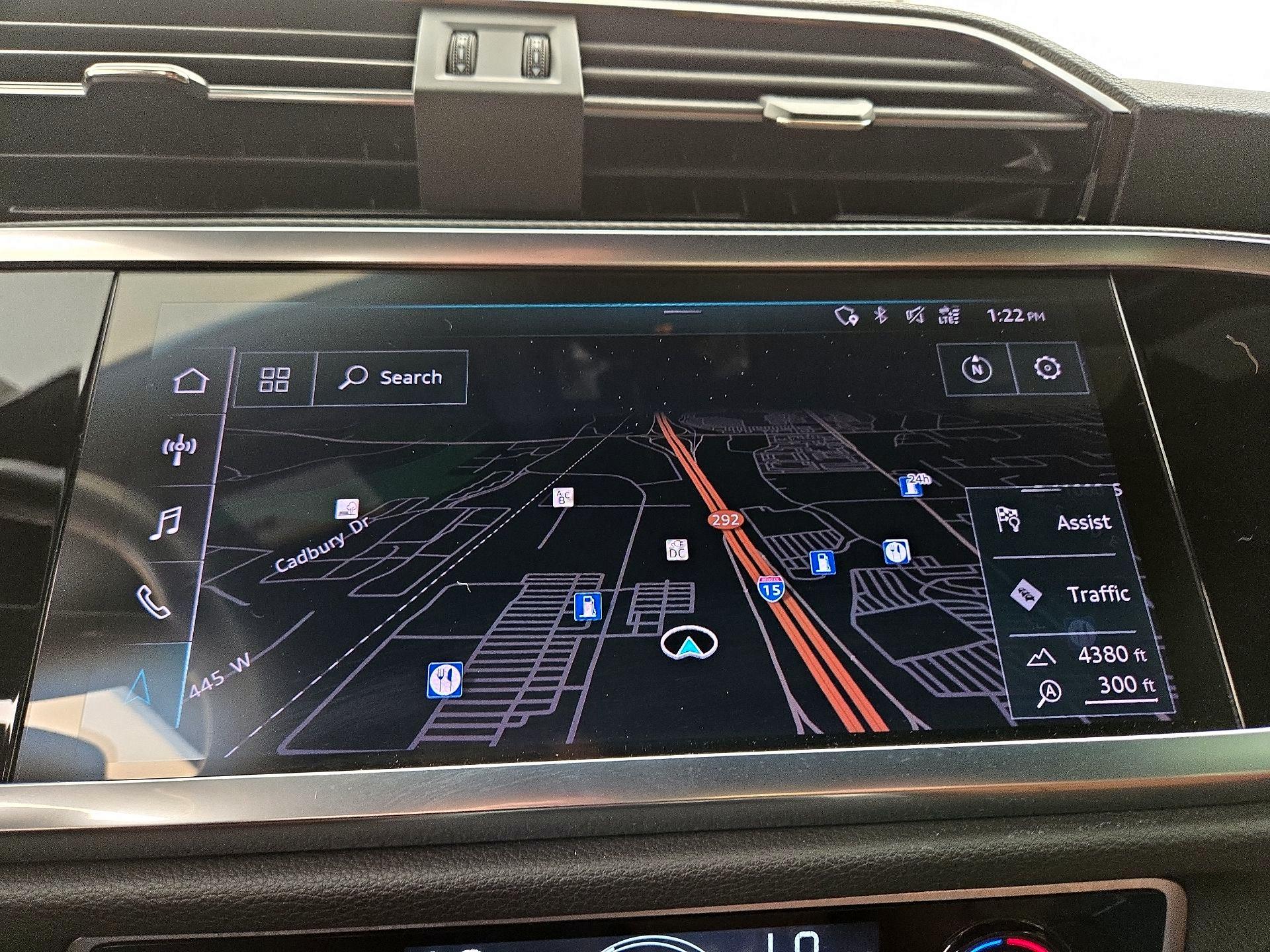 Thumbnail: 2021 Audi Q3 - 14