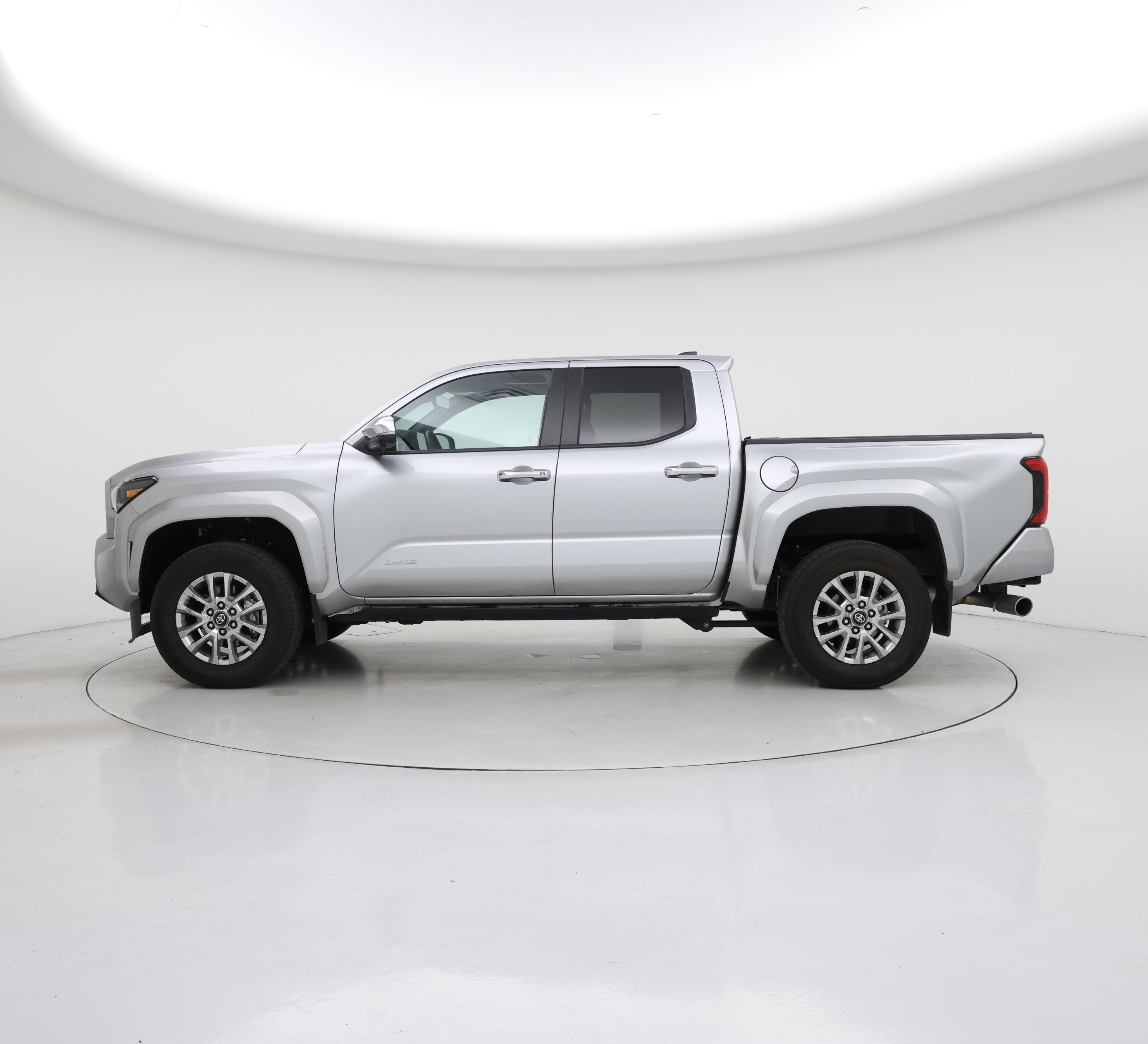 Thumbnail: 2024 Toyota Tacoma - 3