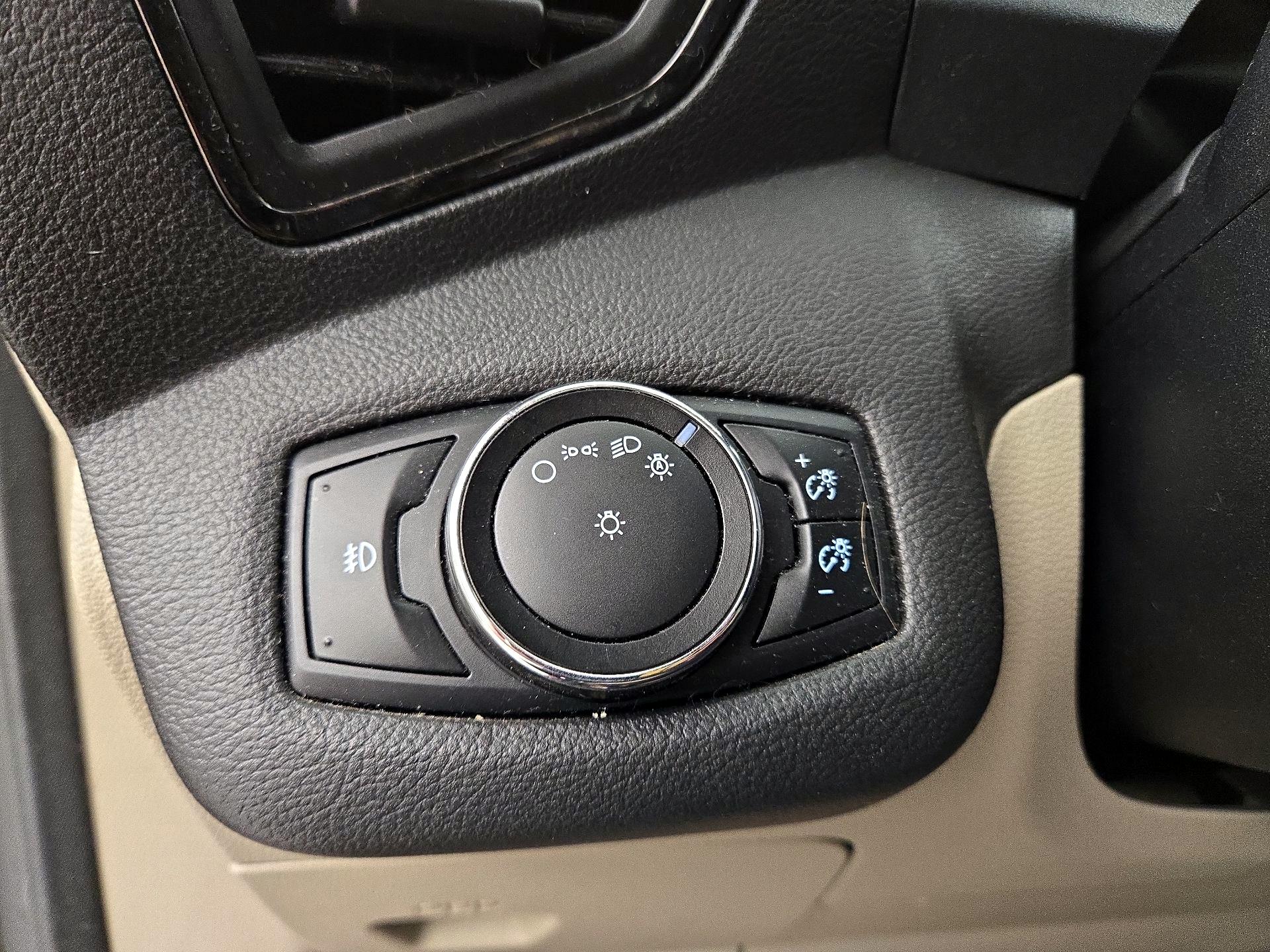 Thumbnail: 2014 Ford Escape - 13