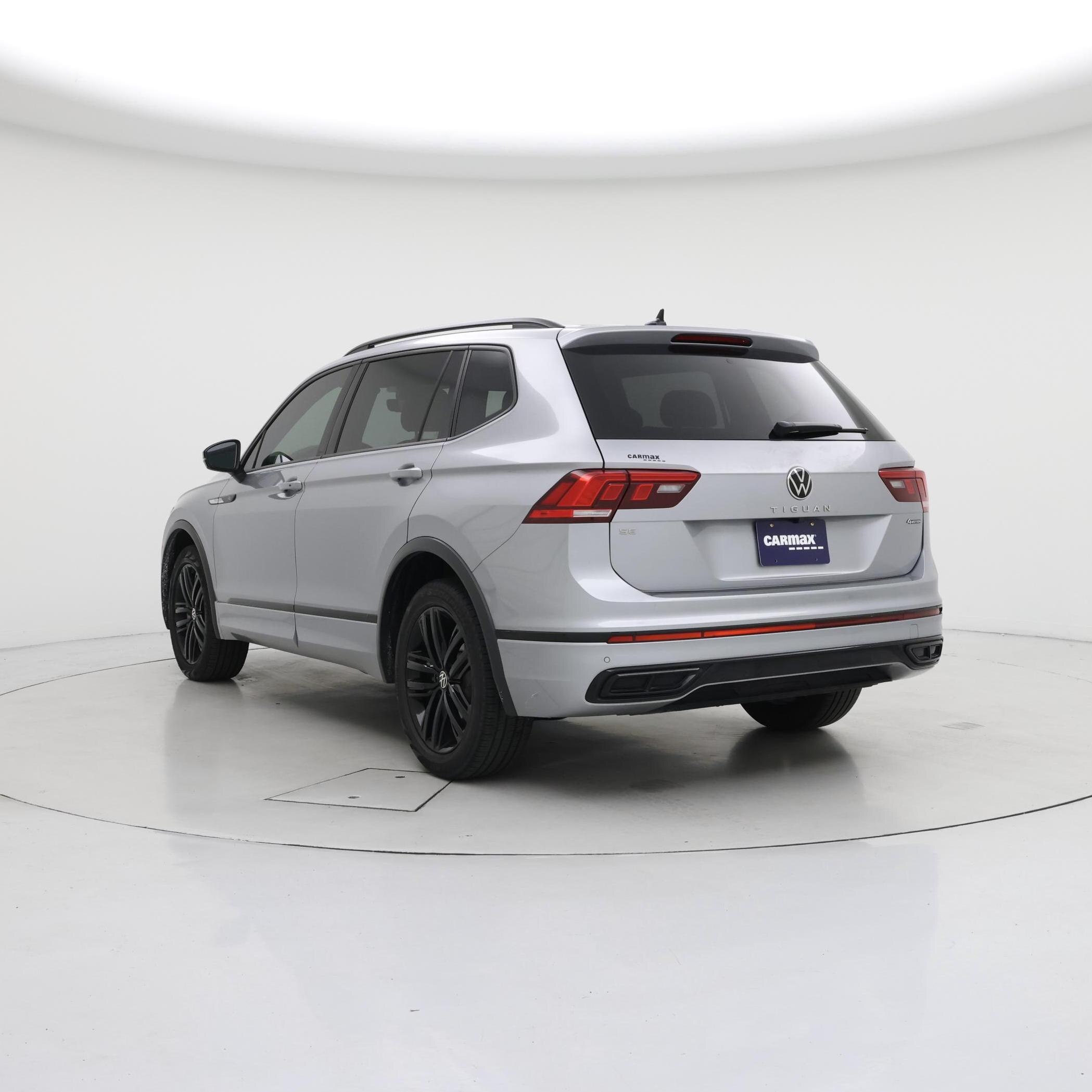 Thumbnail: 2022 Volkswagen Tiguan - 2