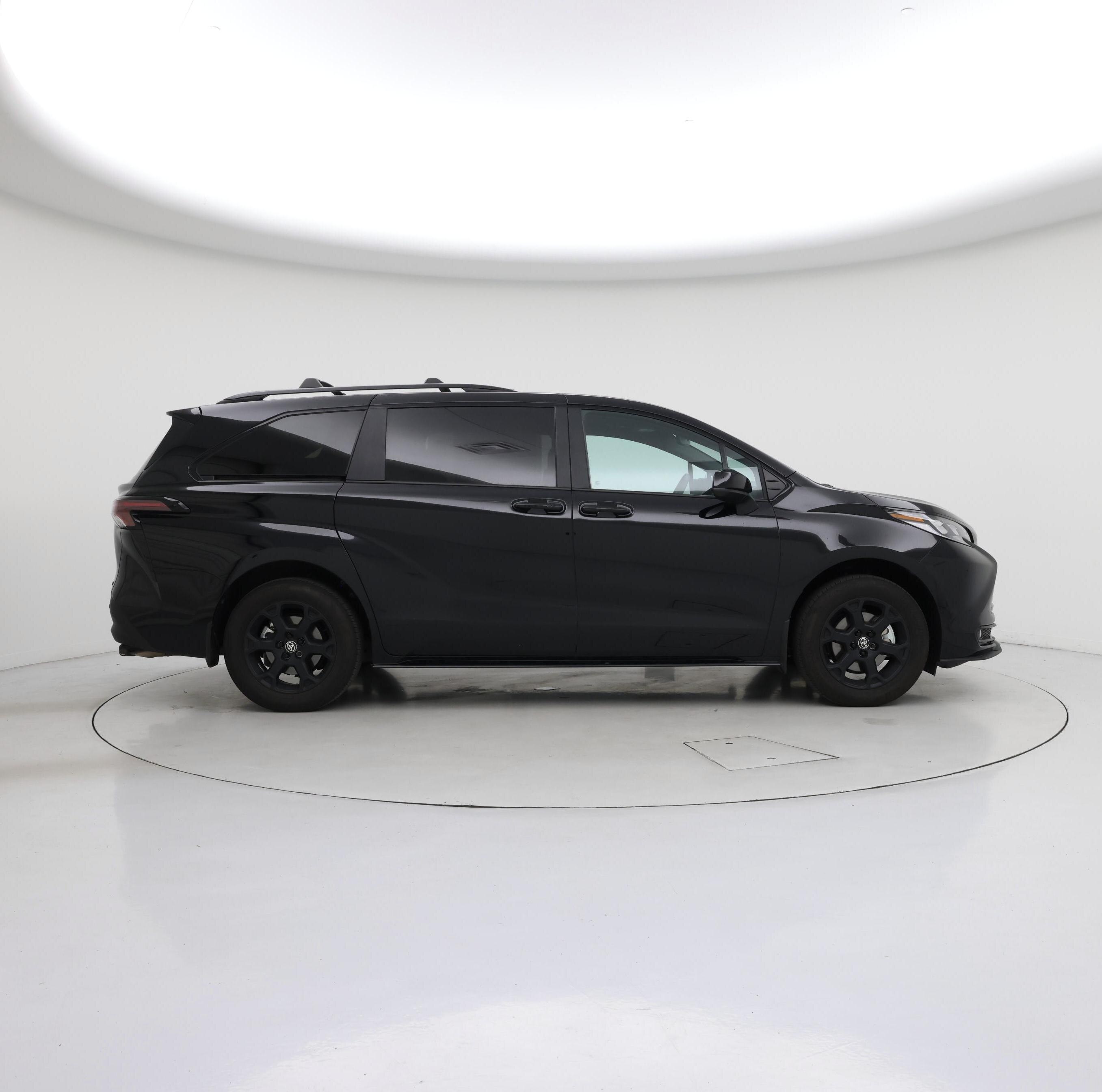 Thumbnail: 2025 Toyota Sienna - 7