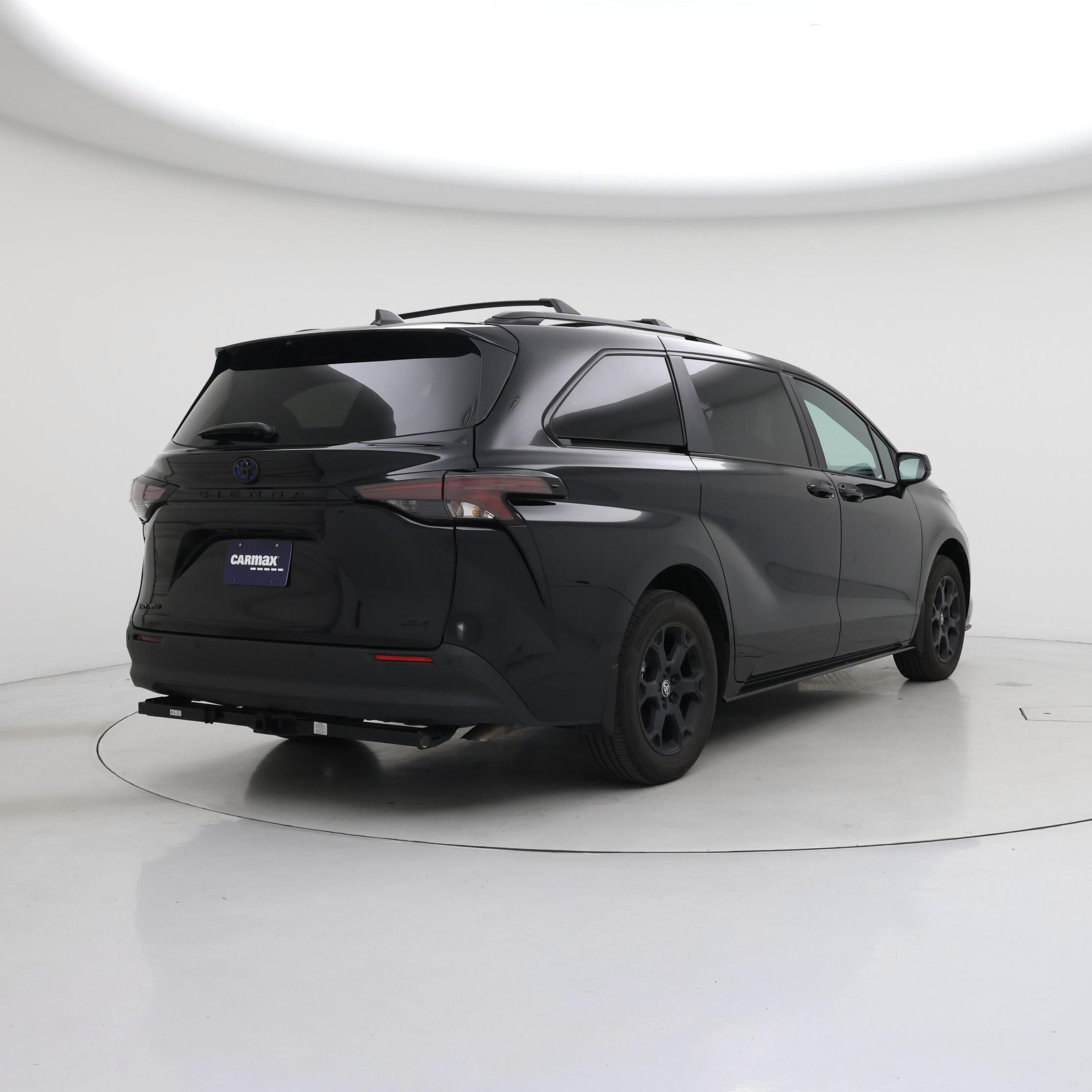 Thumbnail: 2025 Toyota Sienna - 8