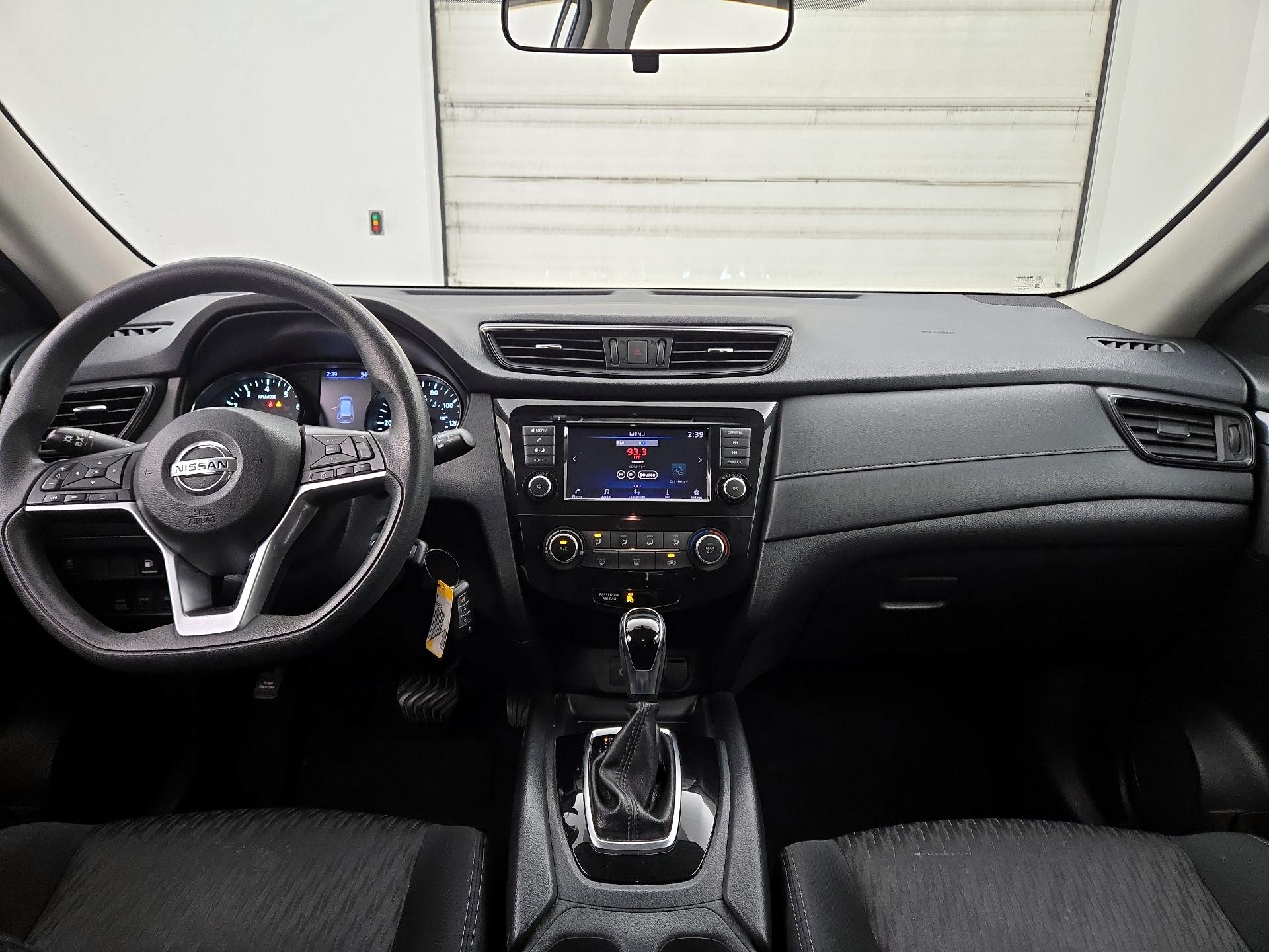 Thumbnail: 2018 Nissan Rogue - 9