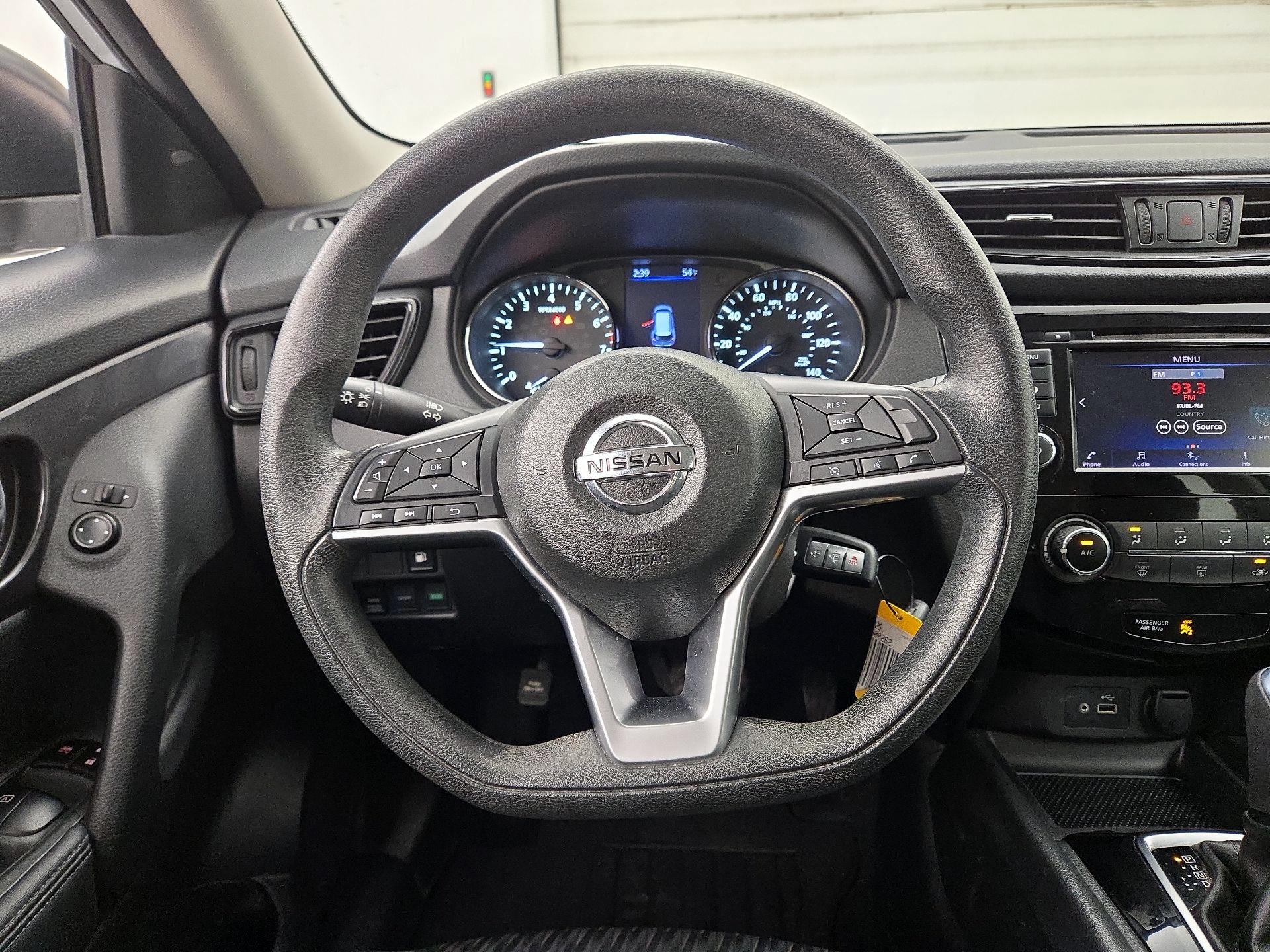 Thumbnail: 2018 Nissan Rogue - 10