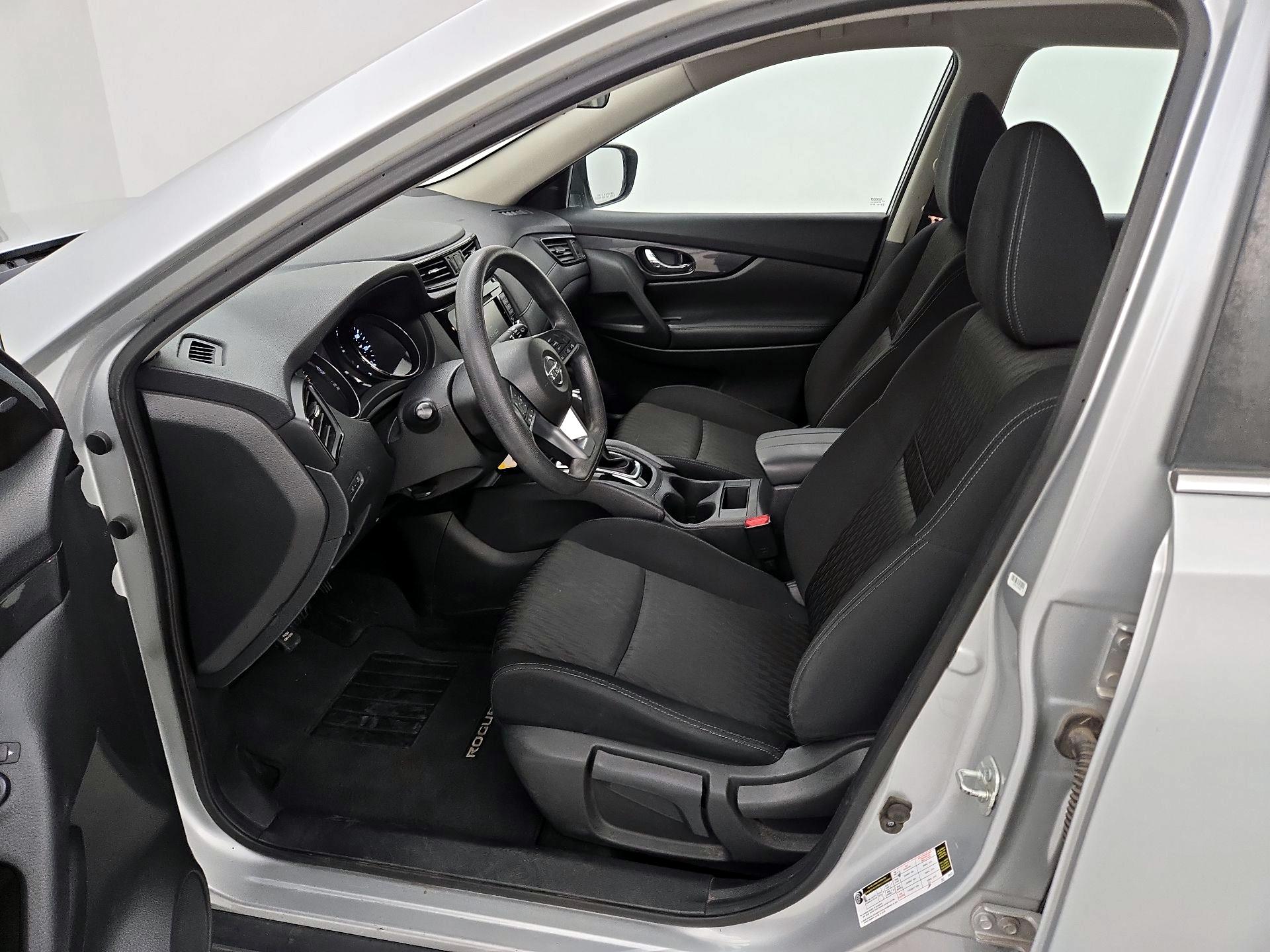 Thumbnail: 2018 Nissan Rogue - 11