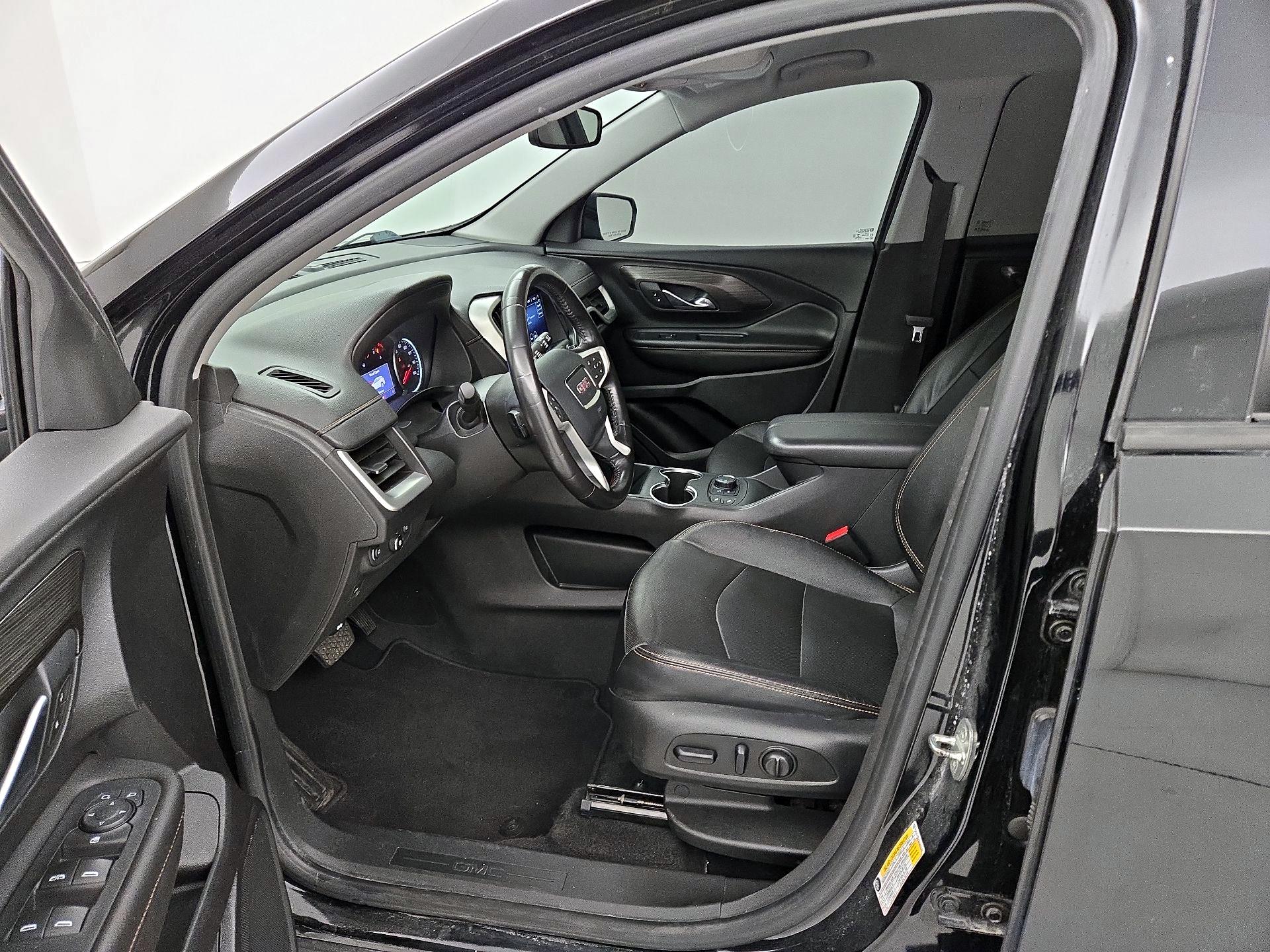 Thumbnail: 2020 GMC Terrain - 11