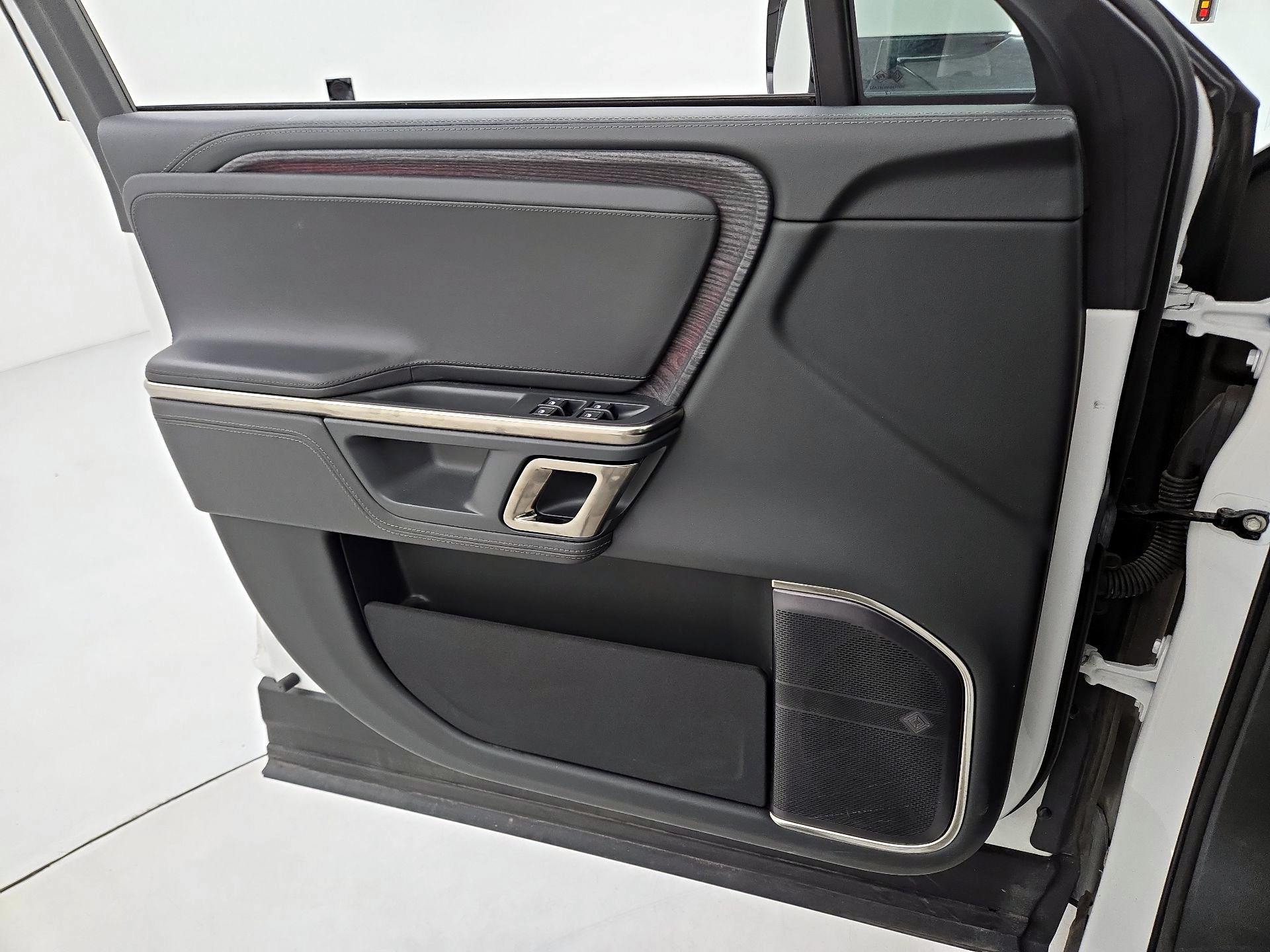 Thumbnail: 2023 Rivian R1S - 12