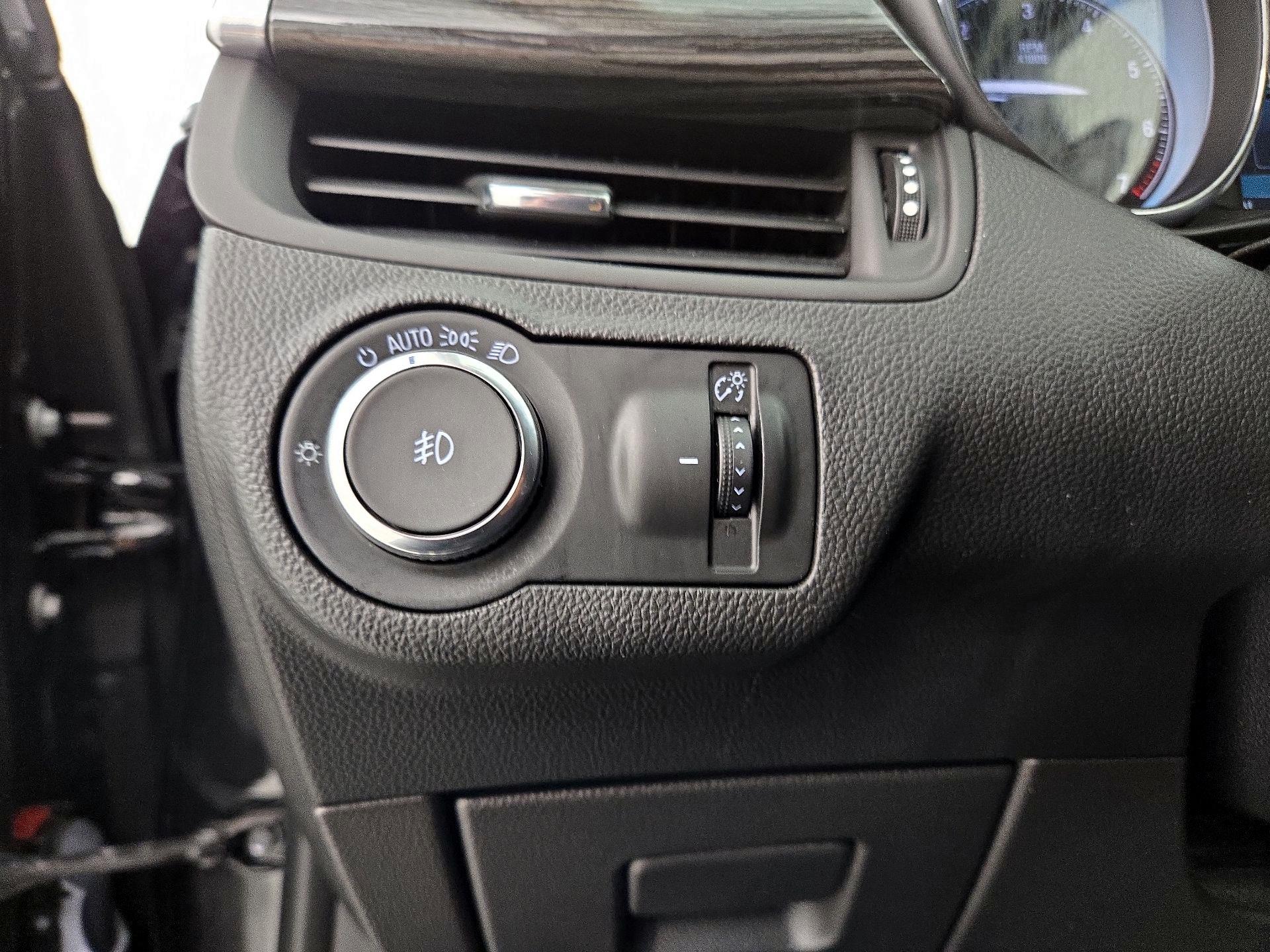 Thumbnail: 2017 Buick Envision - 13