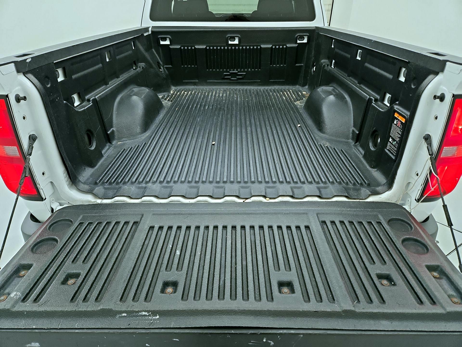 Thumbnail: 2019 Chevrolet Colorado - 20