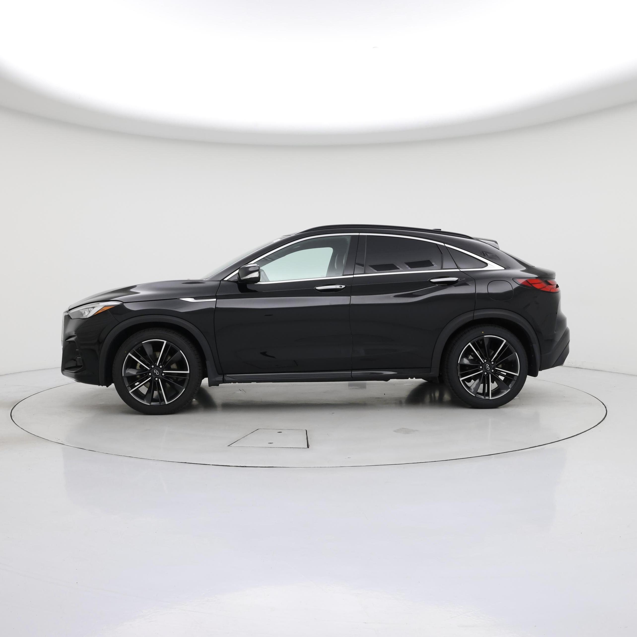 Thumbnail: 2022 INFINITI QX55 - 3