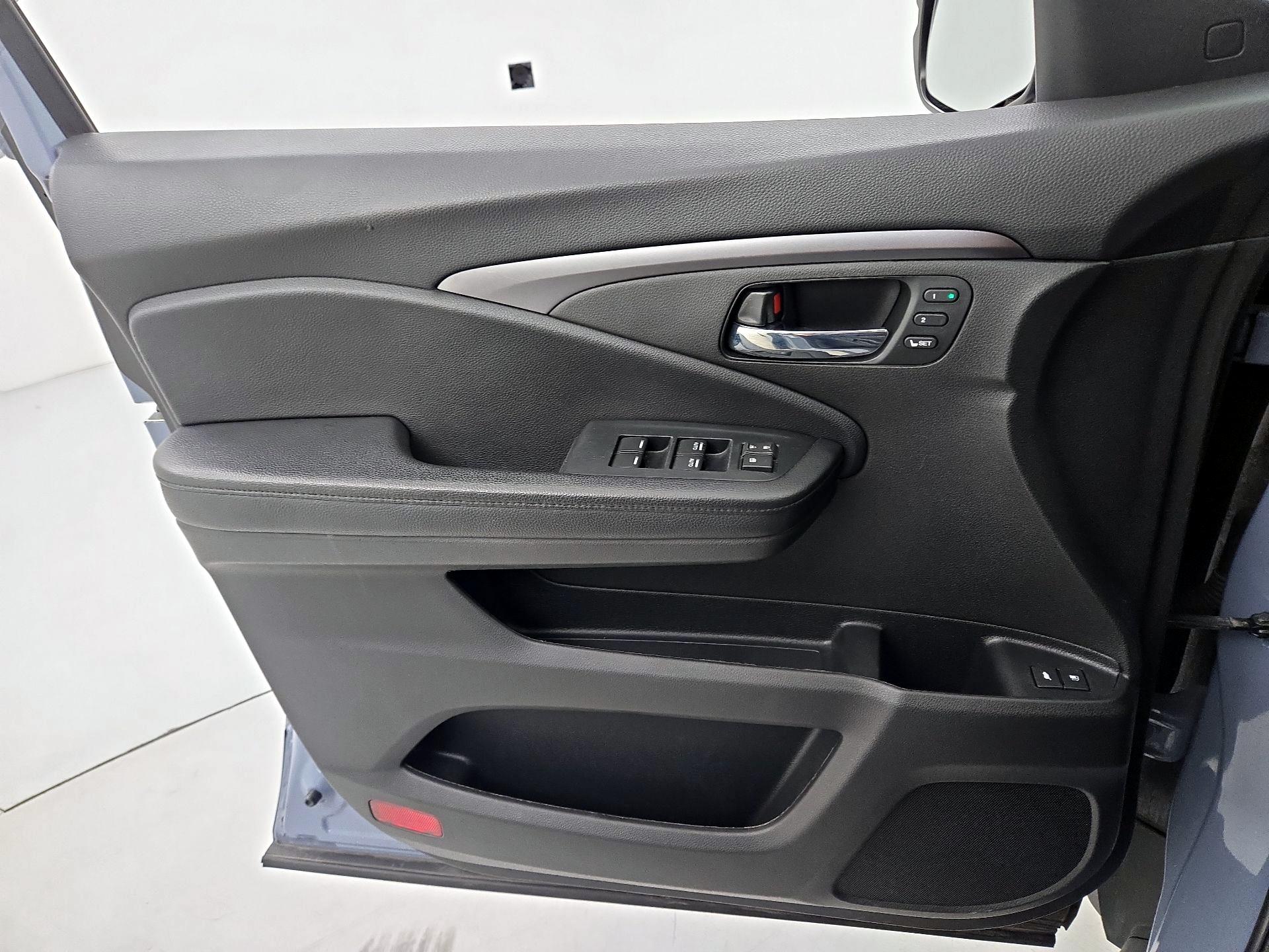Thumbnail: 2022 Honda Pilot - 12