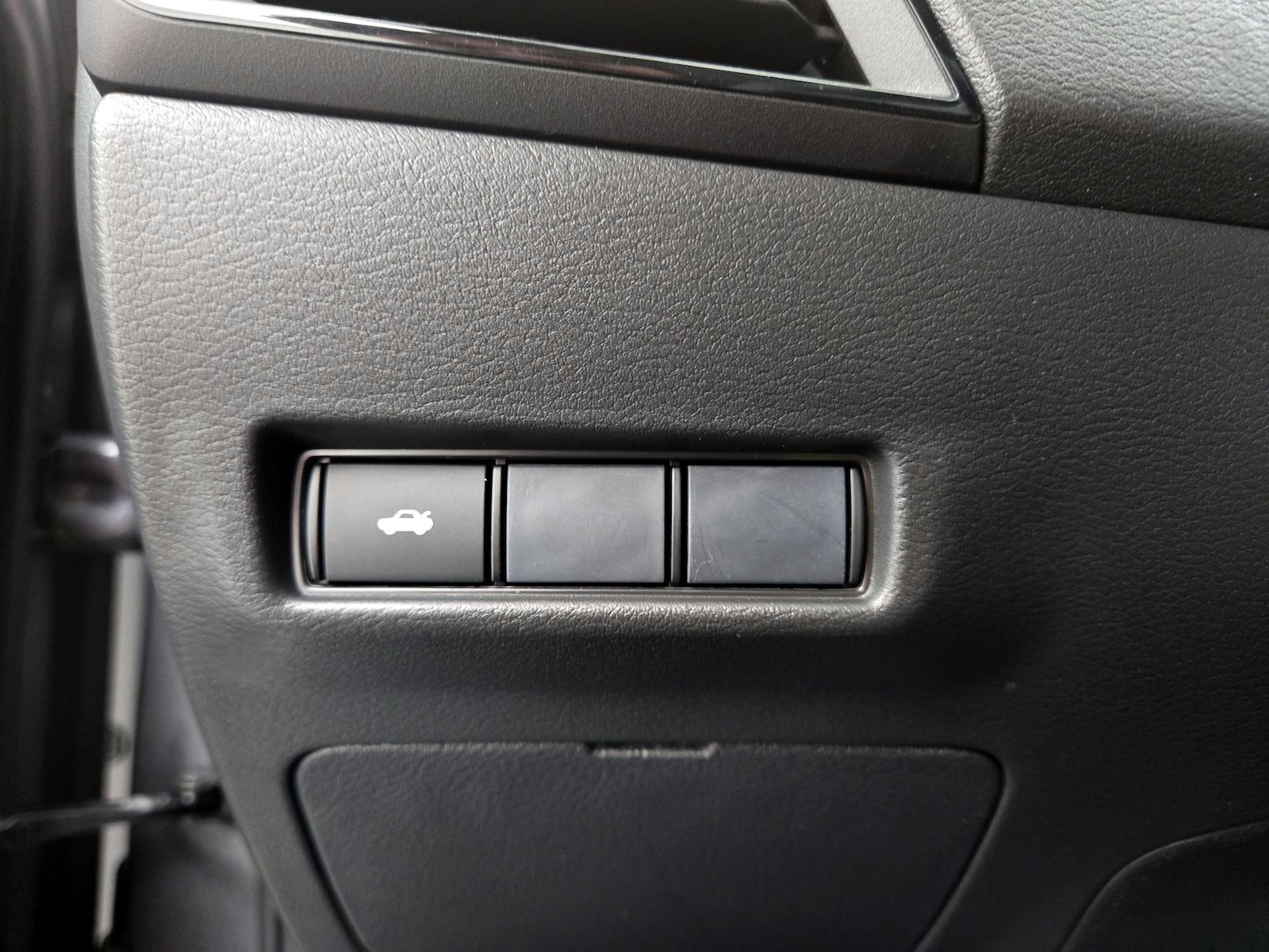 2026 Nissan Sentra SV - Photo 14