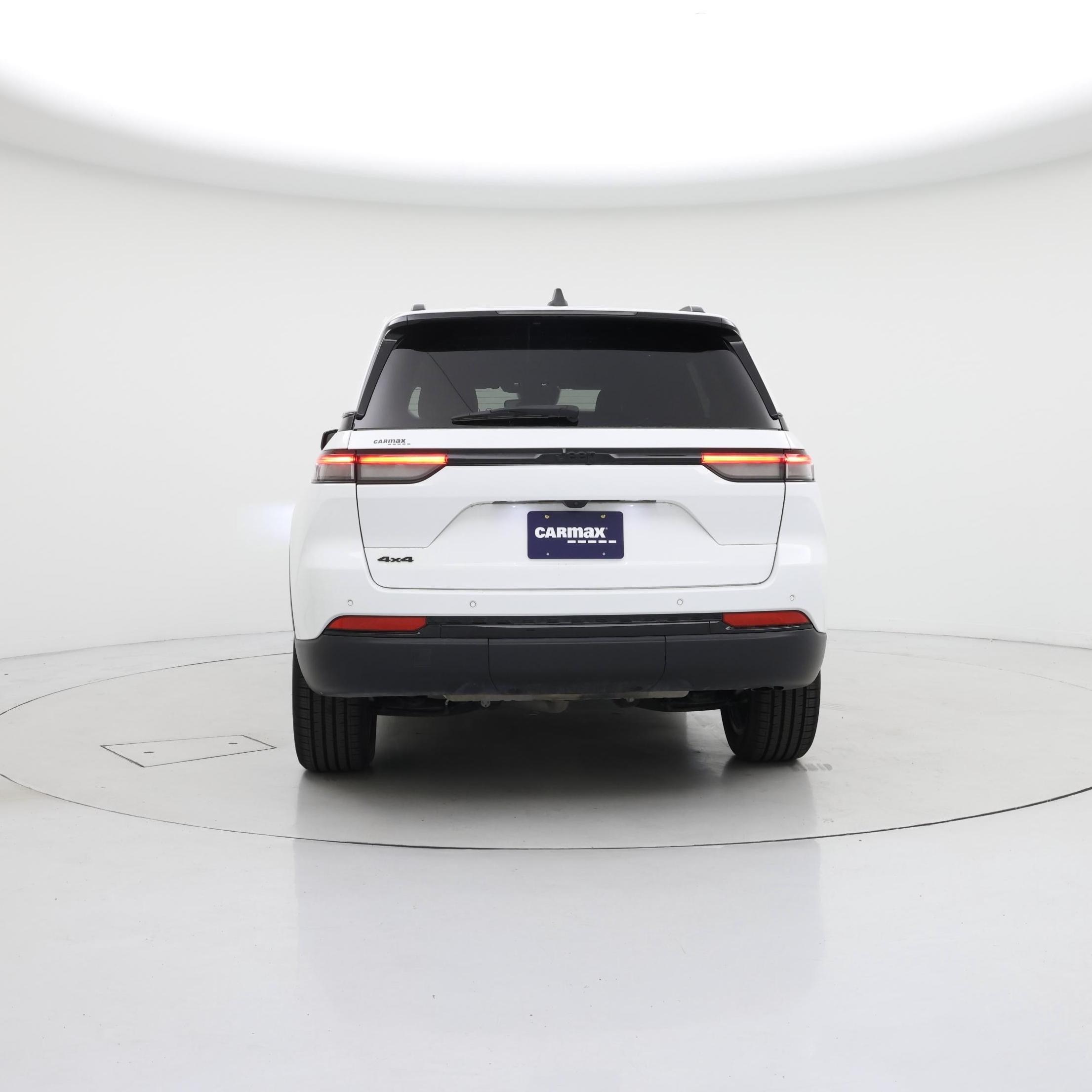 Thumbnail: 2023 Jeep Grand Cherokee - 6