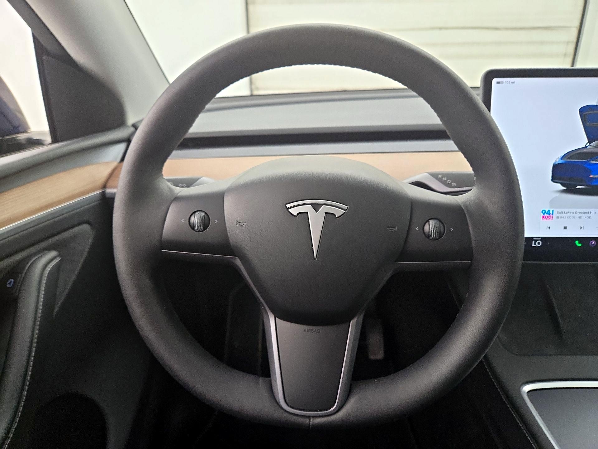 Thumbnail: 2023 Tesla Model Y - 10