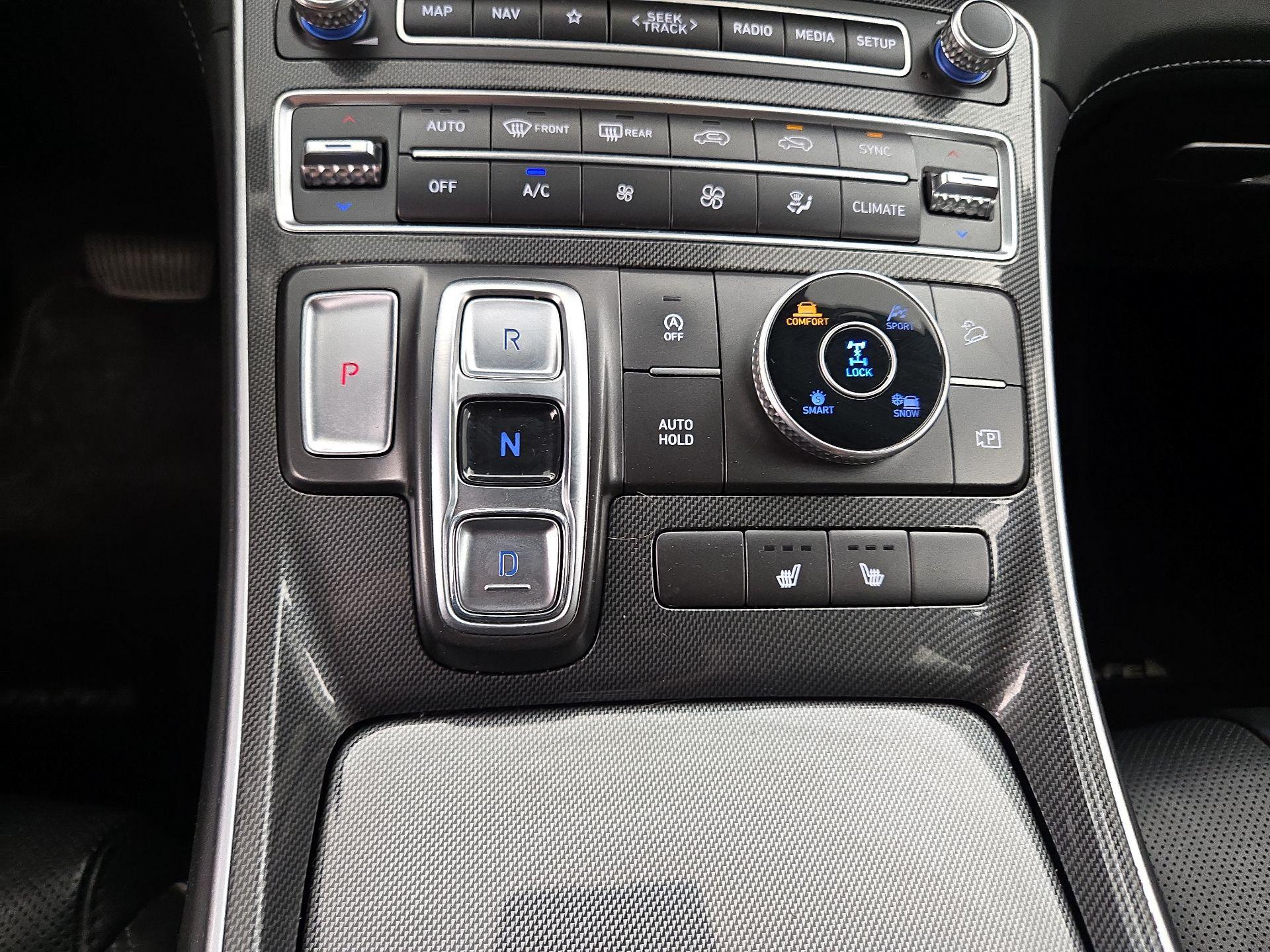 Thumbnail: 2021 Hyundai Santa Fe - 18