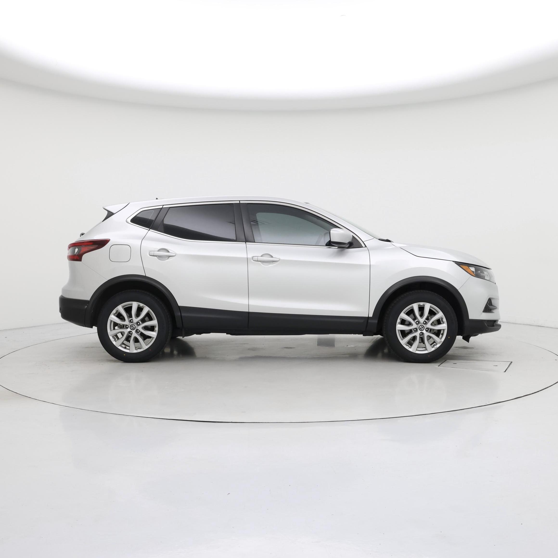 Thumbnail: 2022 Nissan Rogue Sport - 7