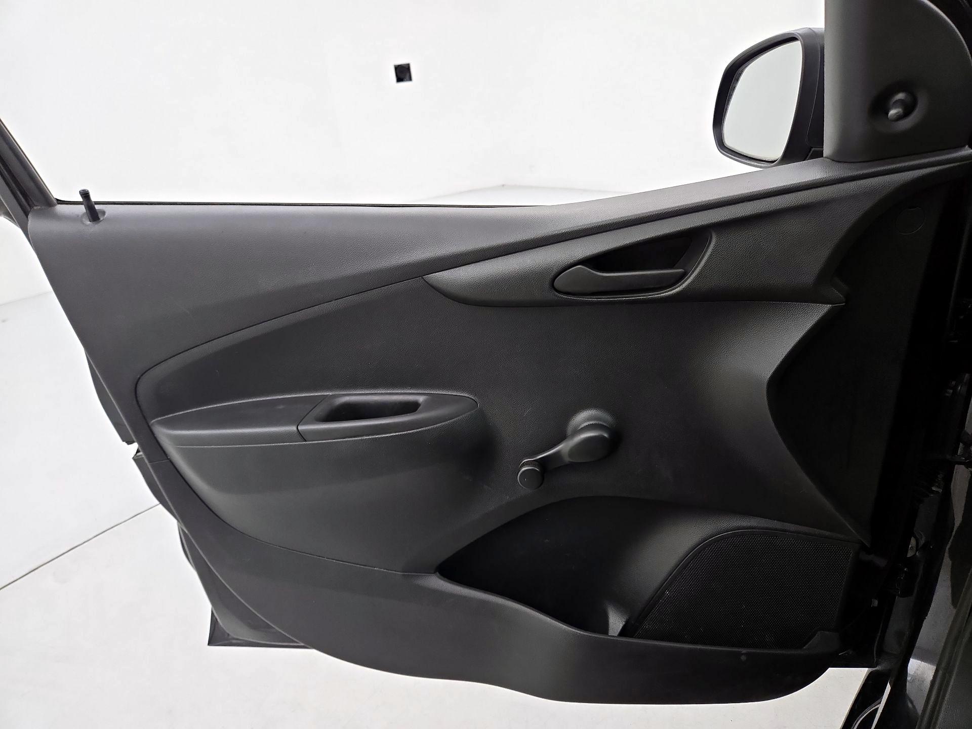 Thumbnail: 2018 Chevrolet Spark - 12