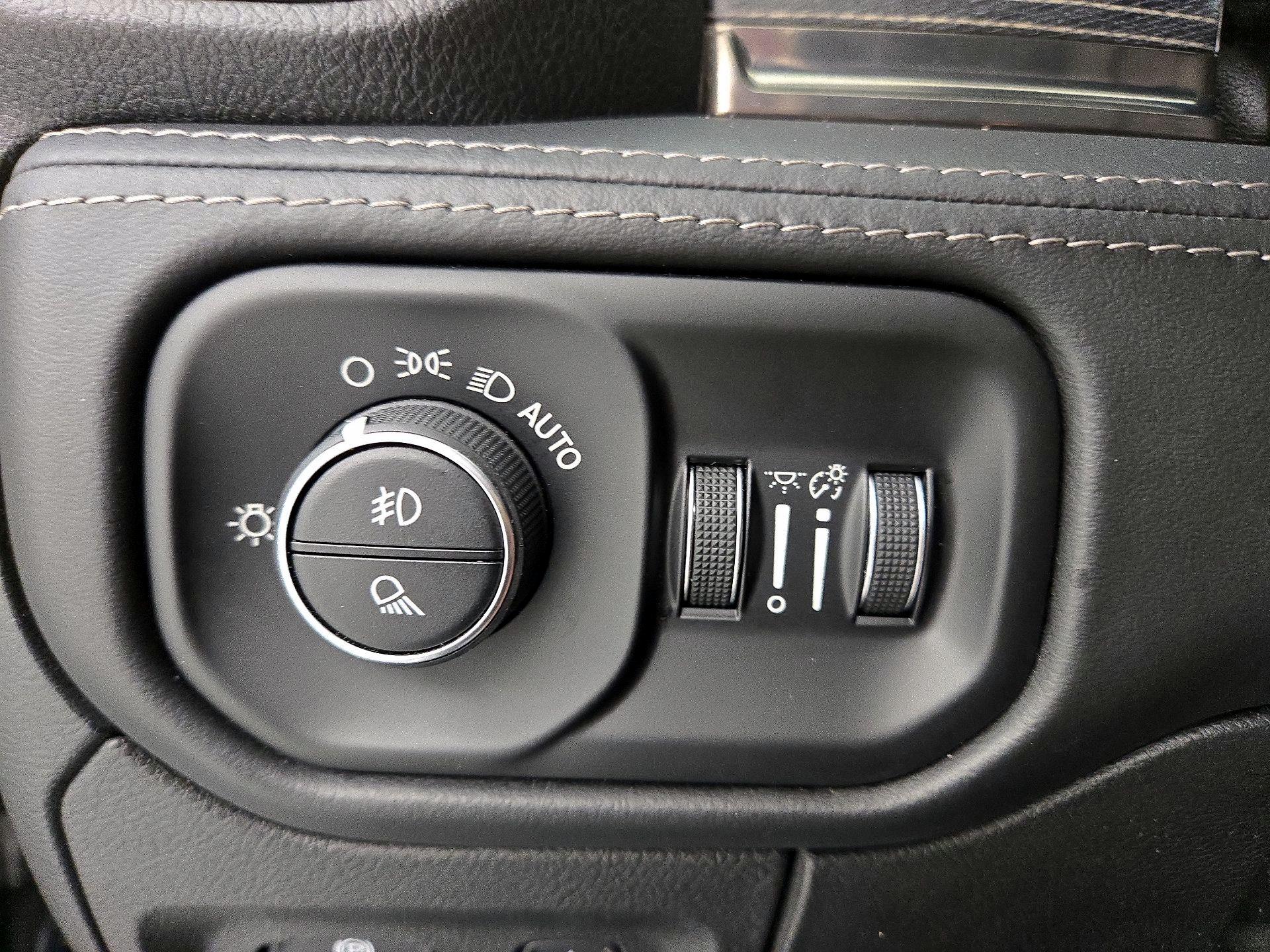Thumbnail: 2021 RAM 1500 - 13