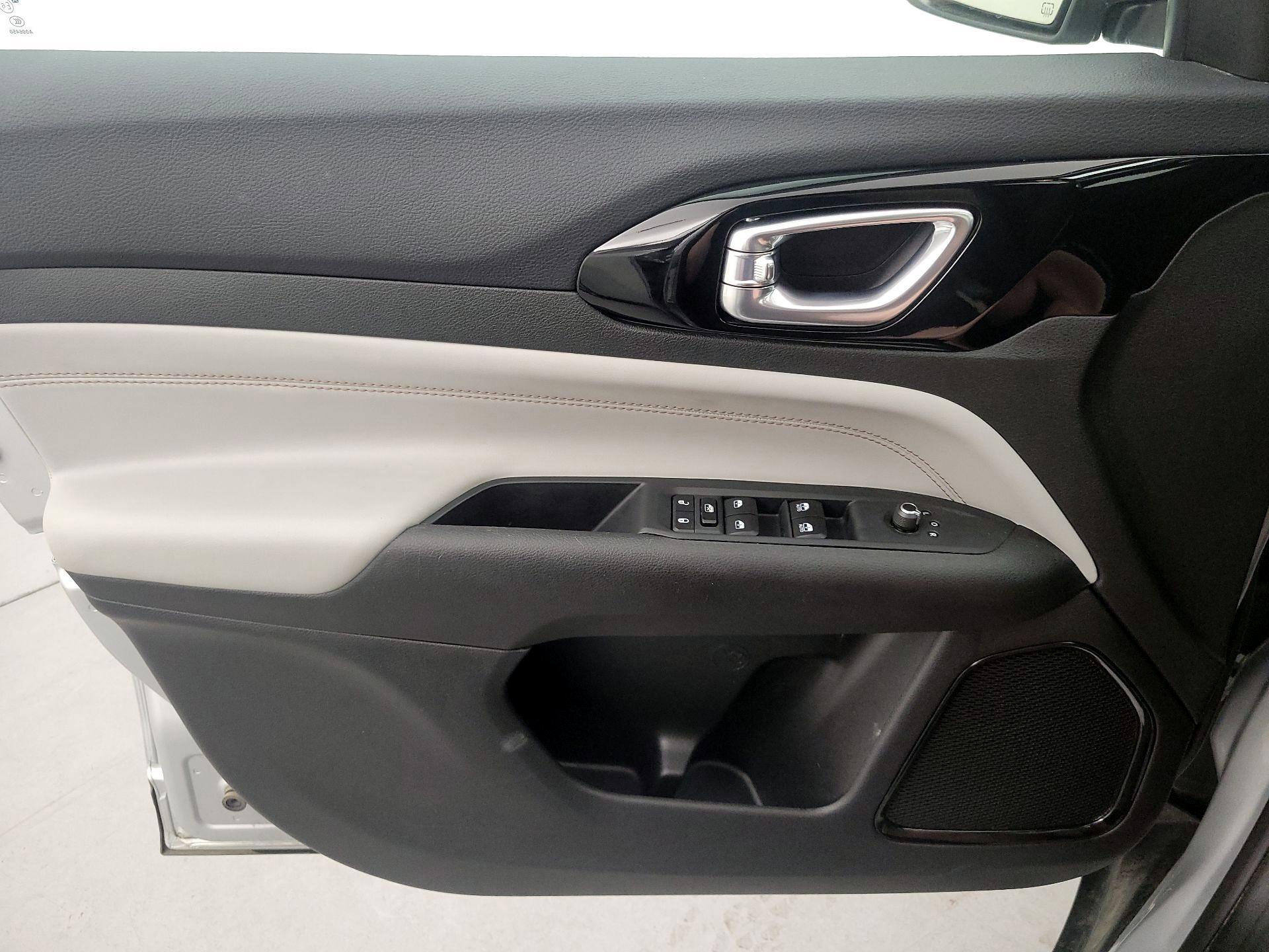 Thumbnail: 2025 Jeep Compass - 12