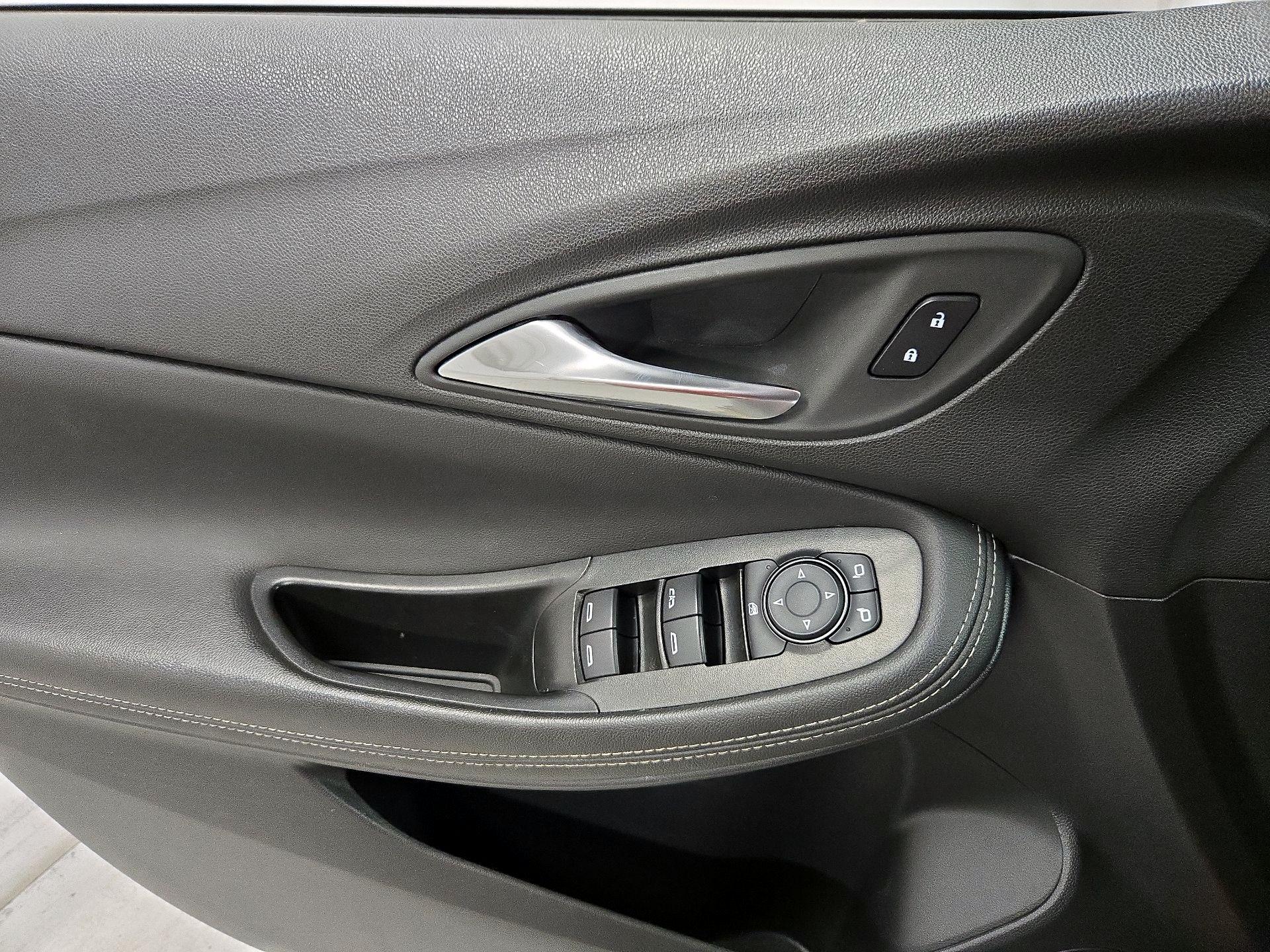 Thumbnail: 2024 Buick Encore GX - 12