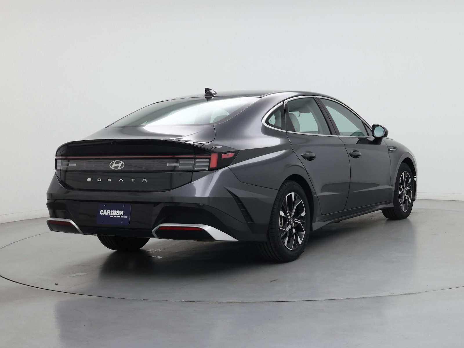 2025 Hyundai Sonata SEL - Photo 9
