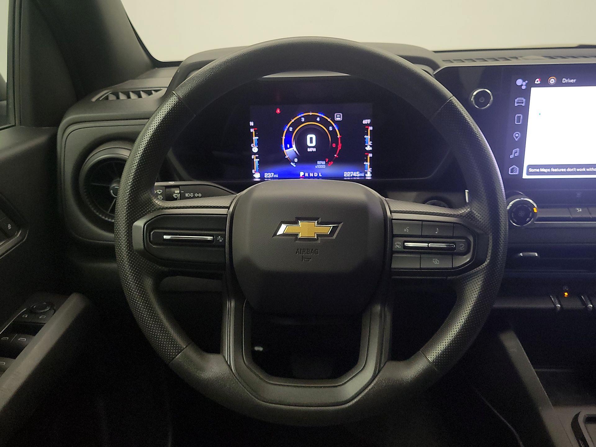 Thumbnail: 2023 Chevrolet Colorado - 10