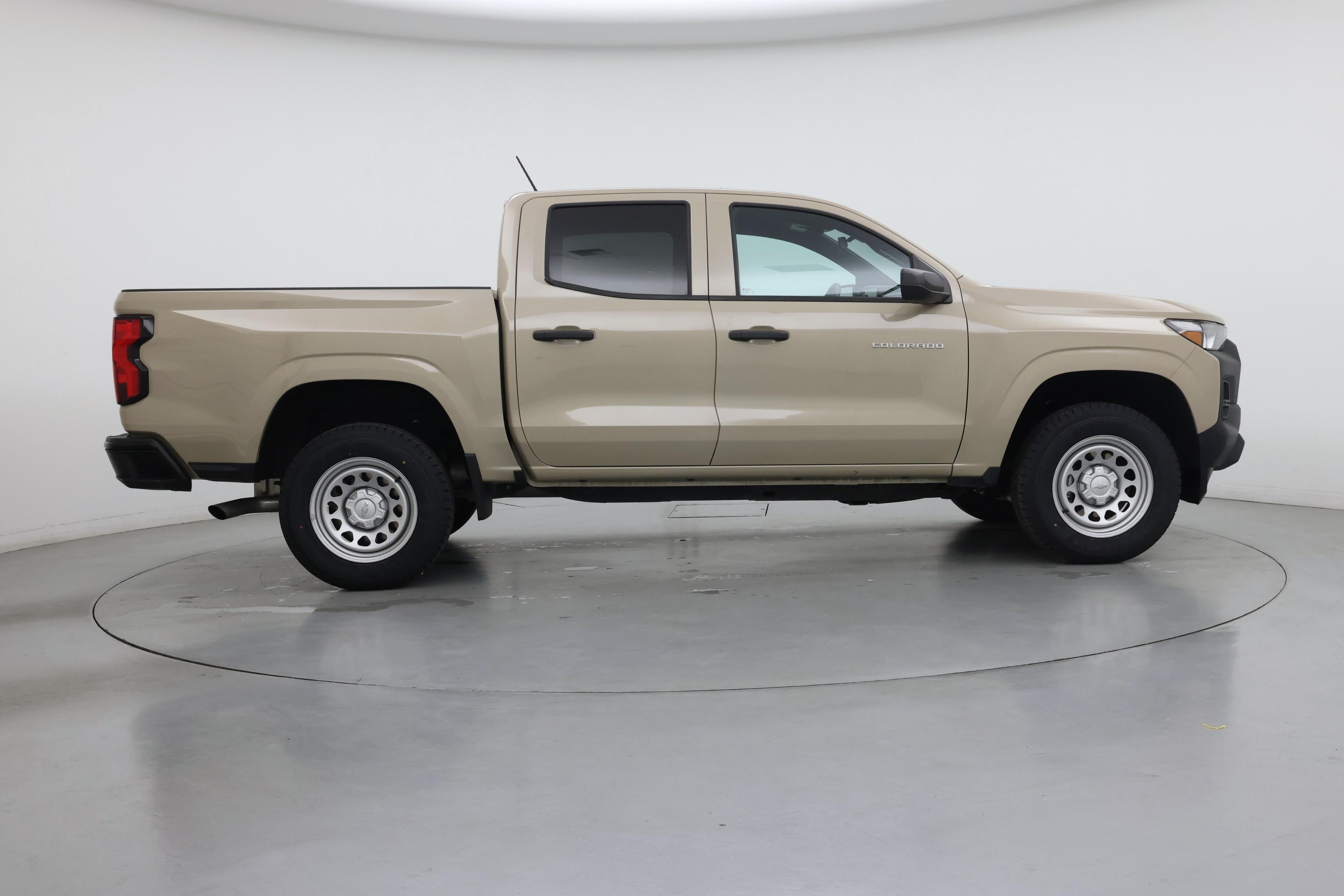 Thumbnail: 2023 Chevrolet Colorado - 7