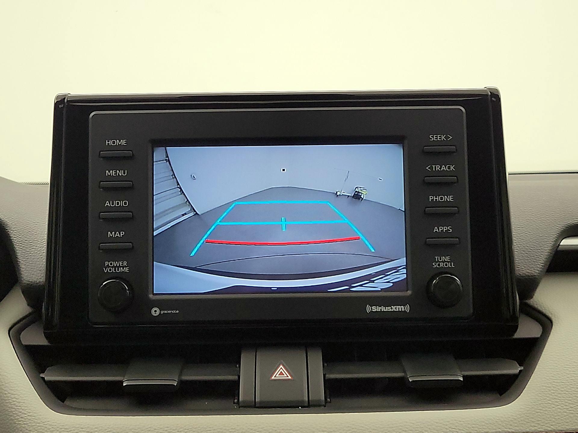 Thumbnail: 2022 Toyota RAV4 - 15