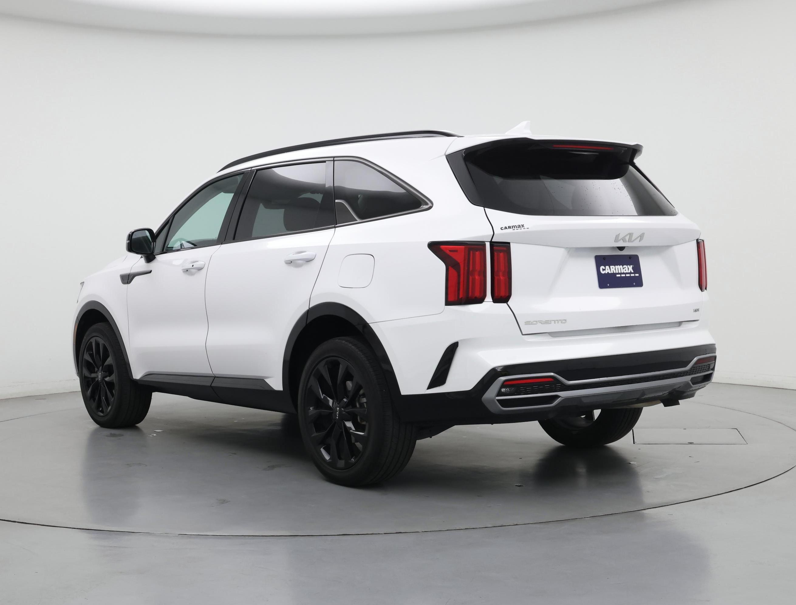 Thumbnail: 2023 Kia Sorento - 2