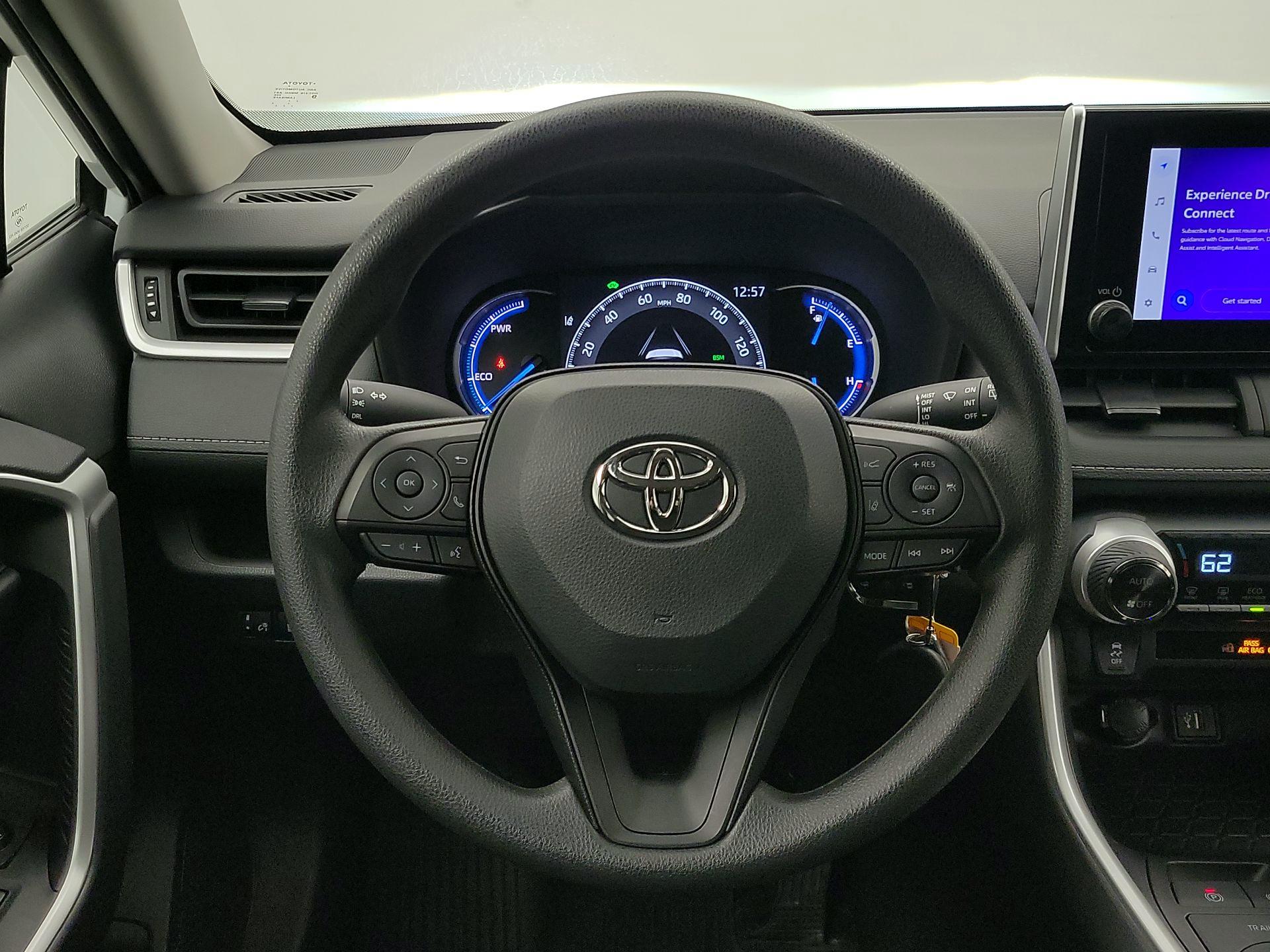 Thumbnail: 2024 Toyota RAV4 - 10