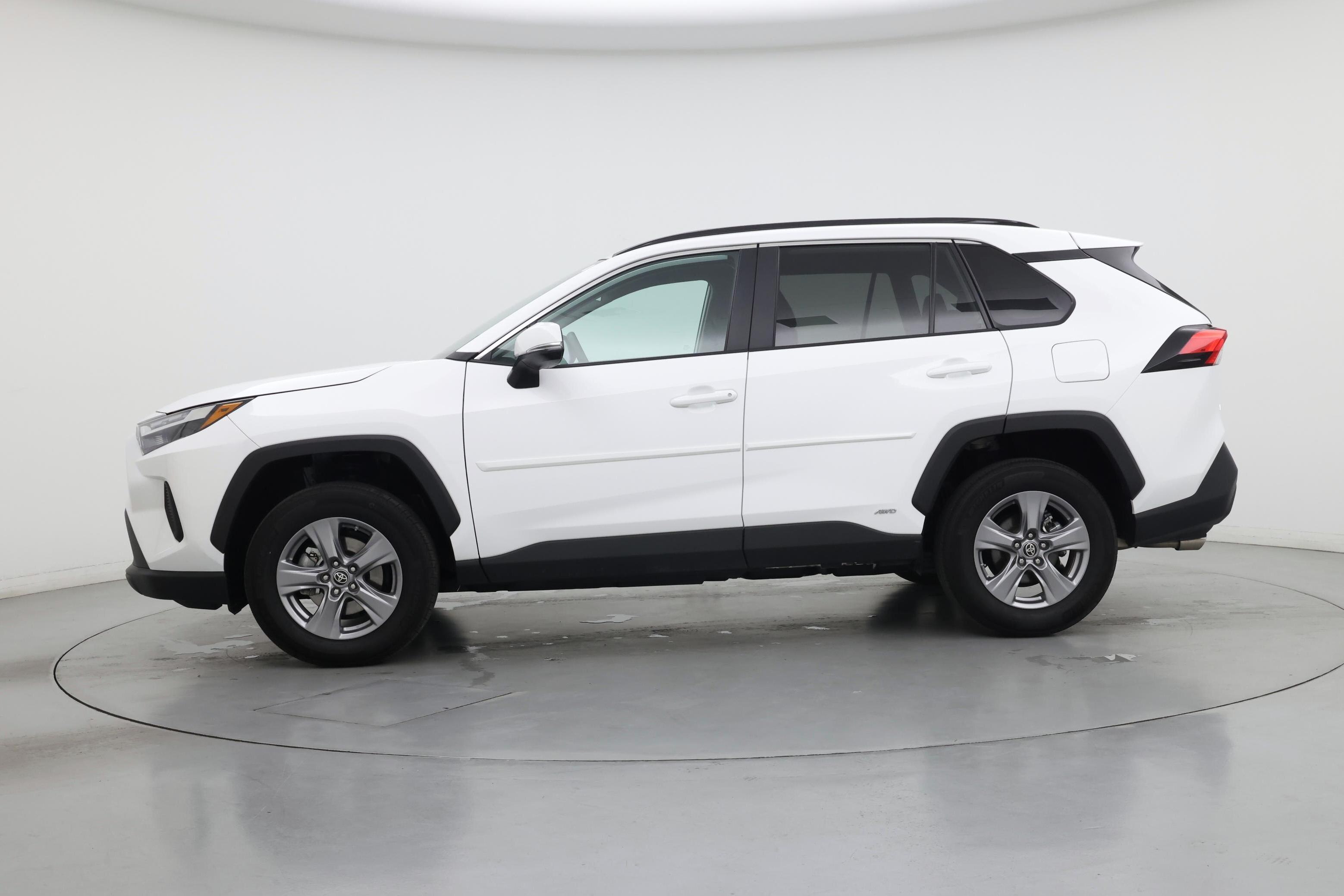 Thumbnail: 2024 Toyota RAV4 - 3