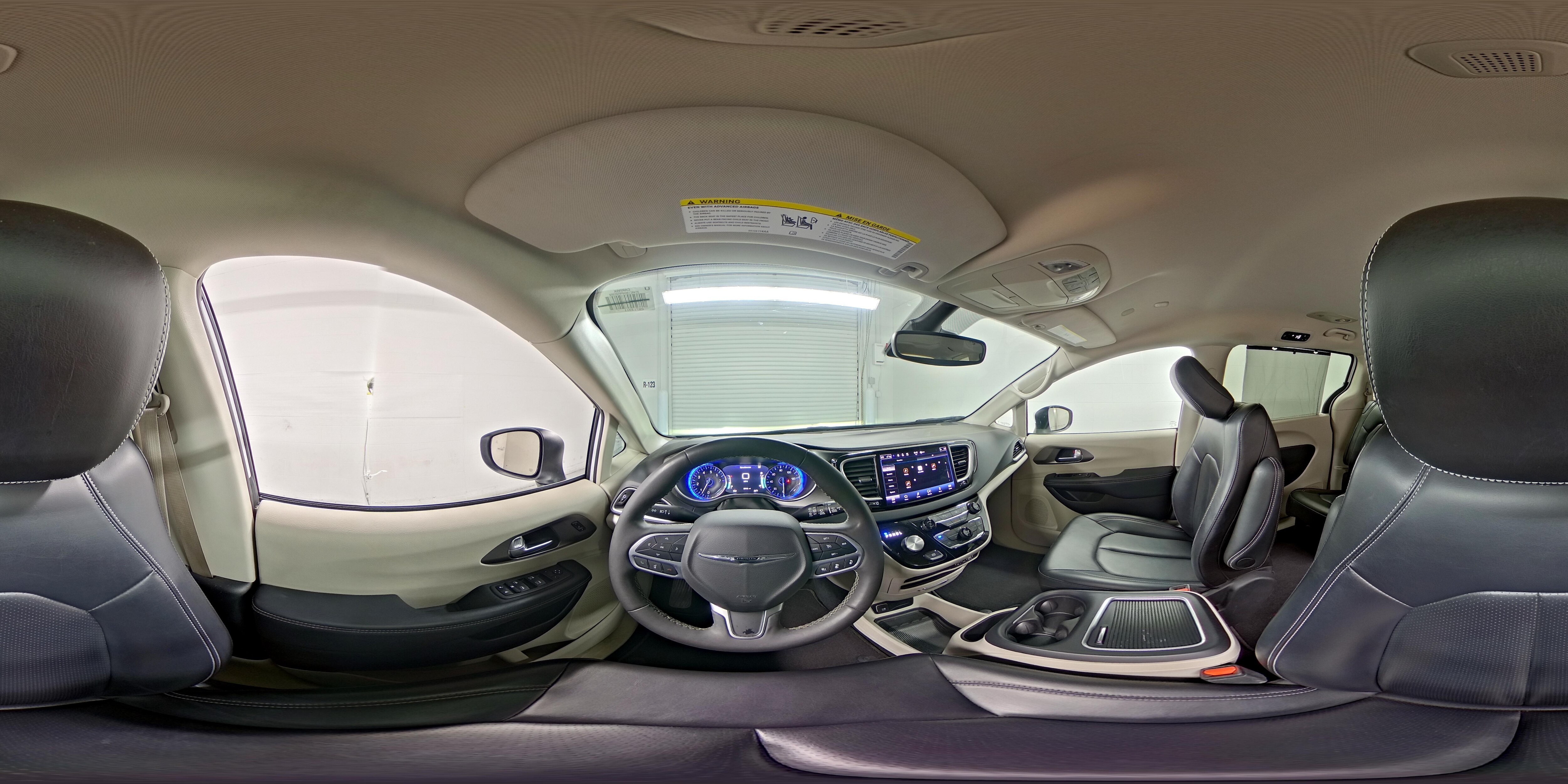2023 Chrysler Pacifica Touring L - Photo 28