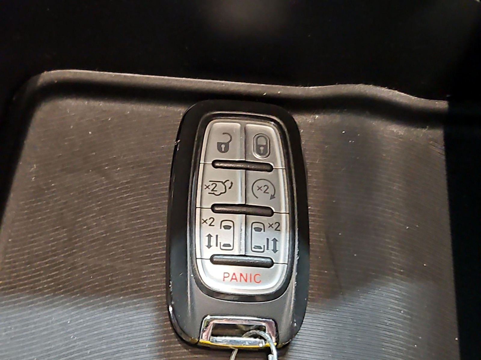 2023 Chrysler Pacifica Touring L - Photo 25
