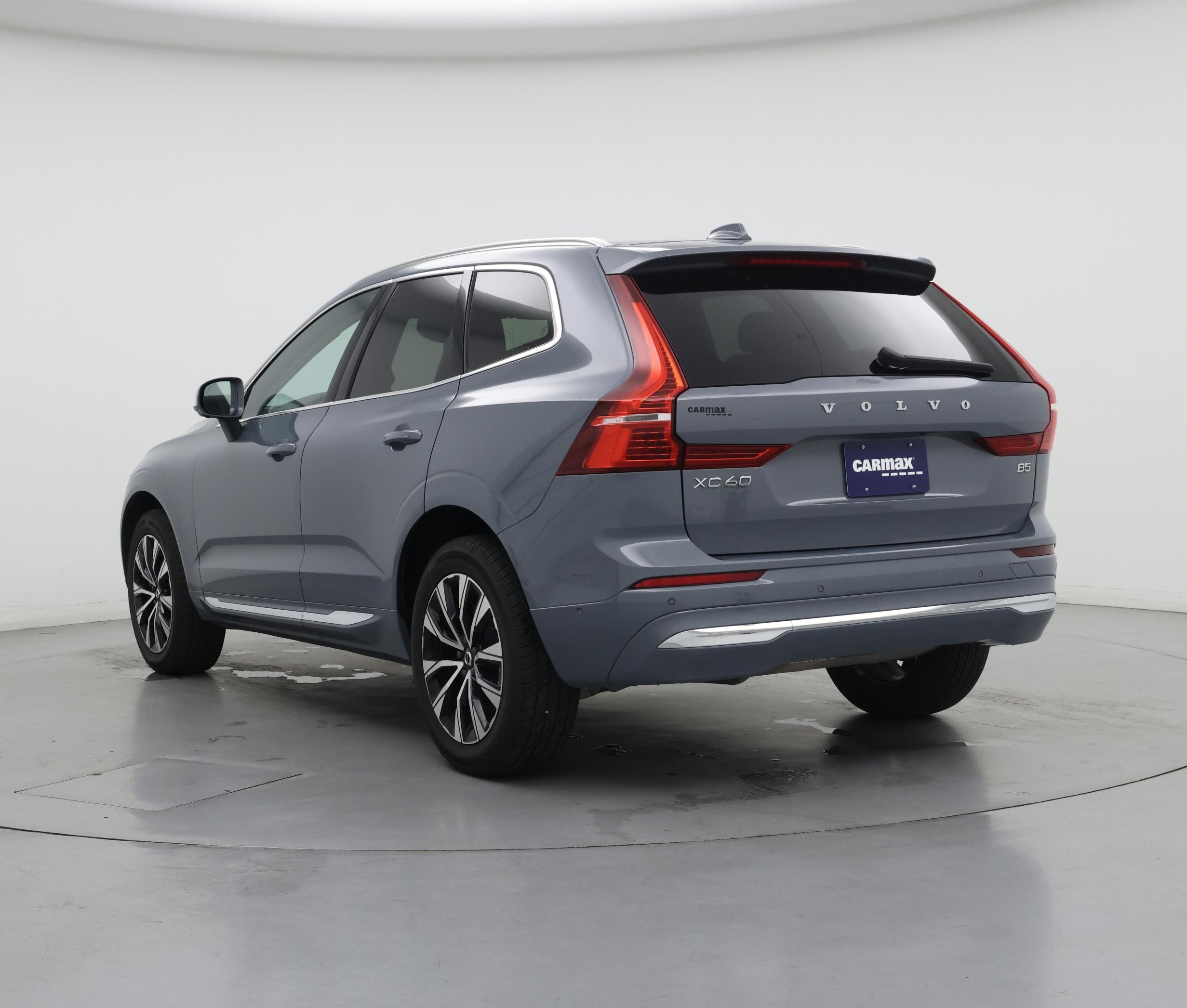 Thumbnail: 2023 Volvo XC60 - 2