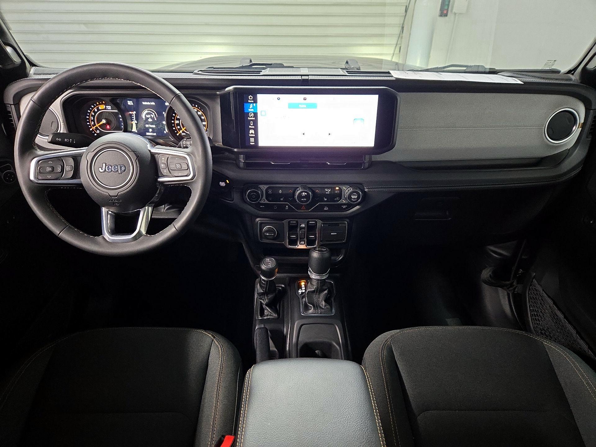Thumbnail: 2025 Jeep Wrangler - 9