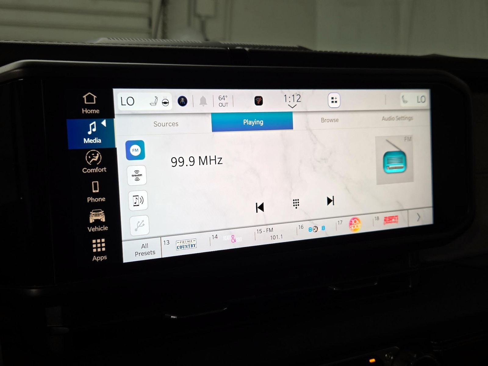 2025 Jeep Wrangler 4-Door Sahara - Photo 16