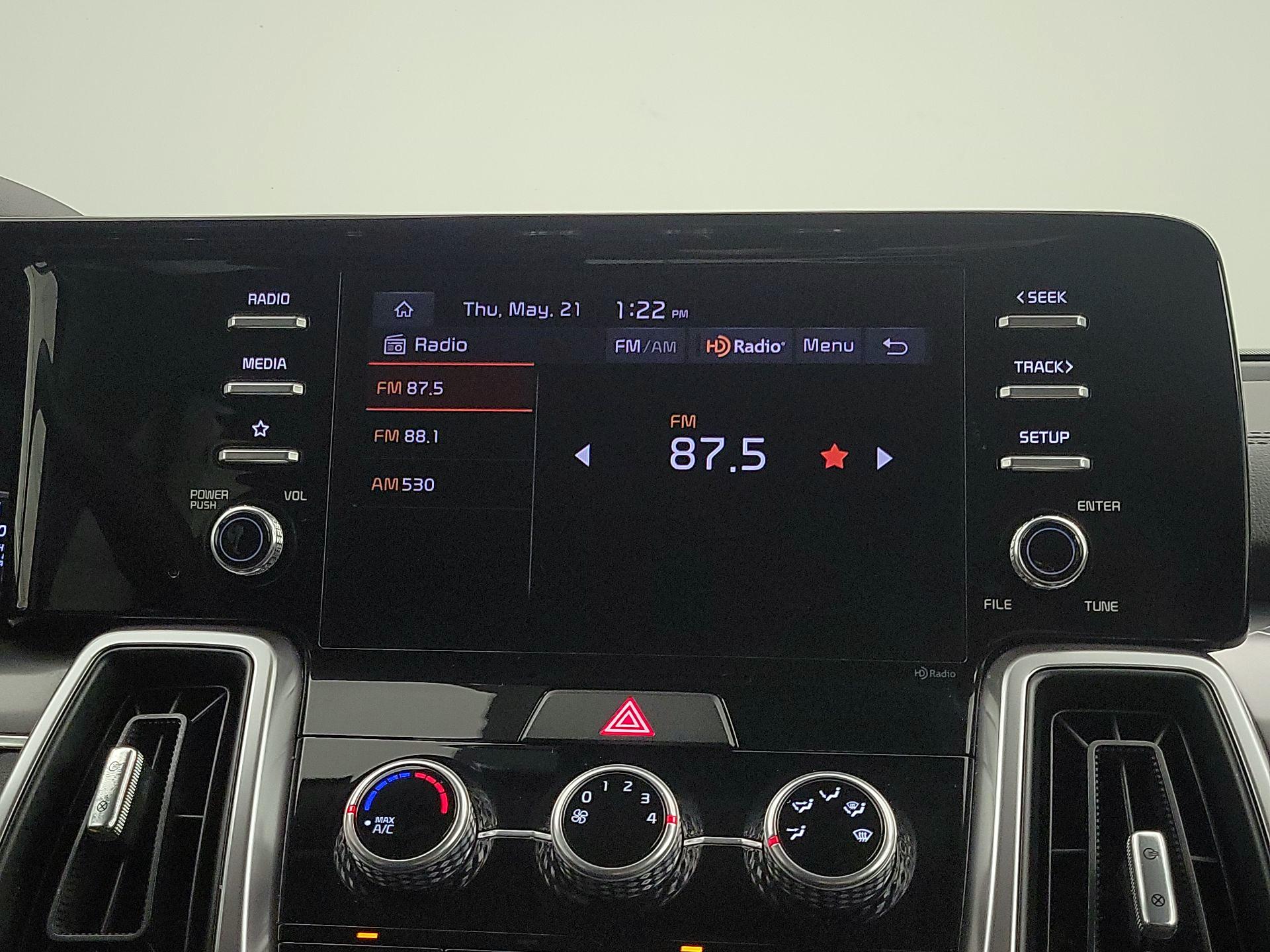 Thumbnail: 2023 Kia Sorento - 15